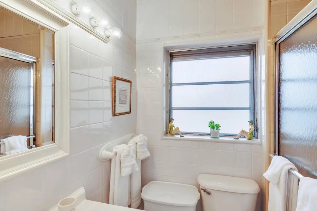 Aloha Apartments On the Intracoastal-Walk to the Beach