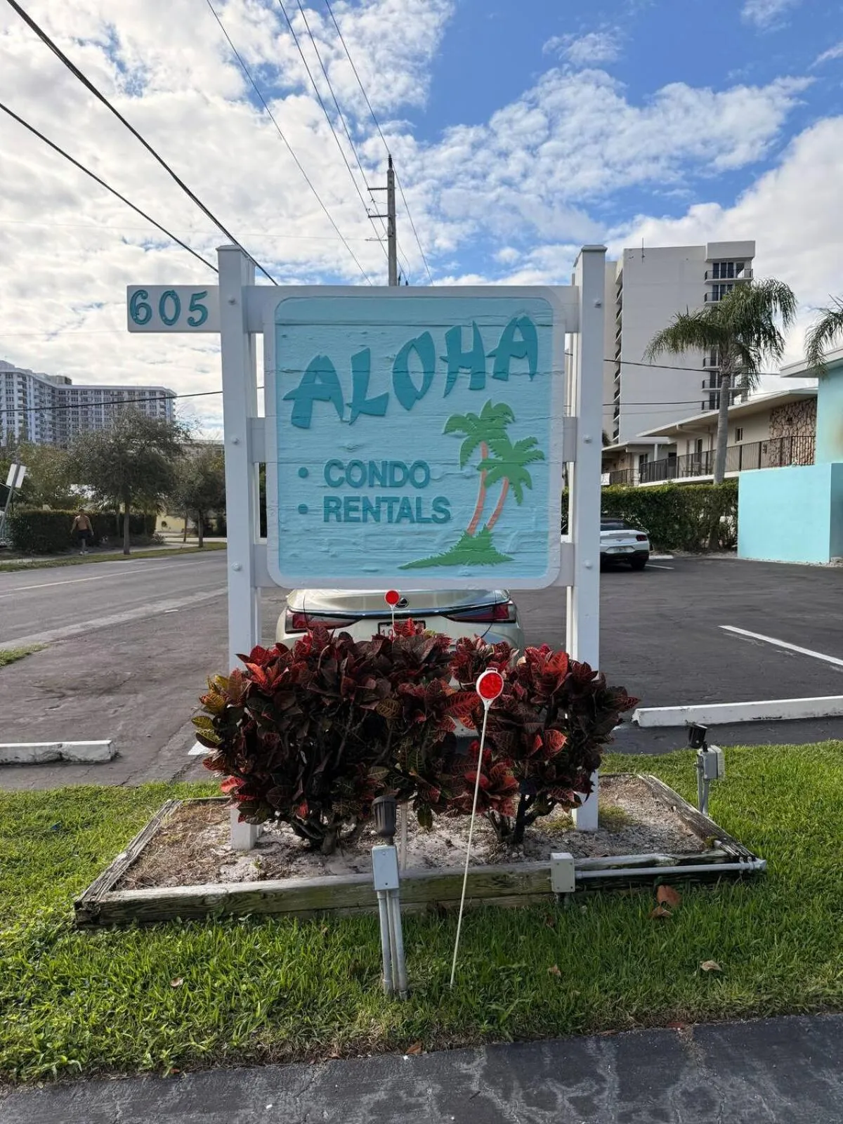 Aloha Apartments On the Intracoastal-Walk to the Beach