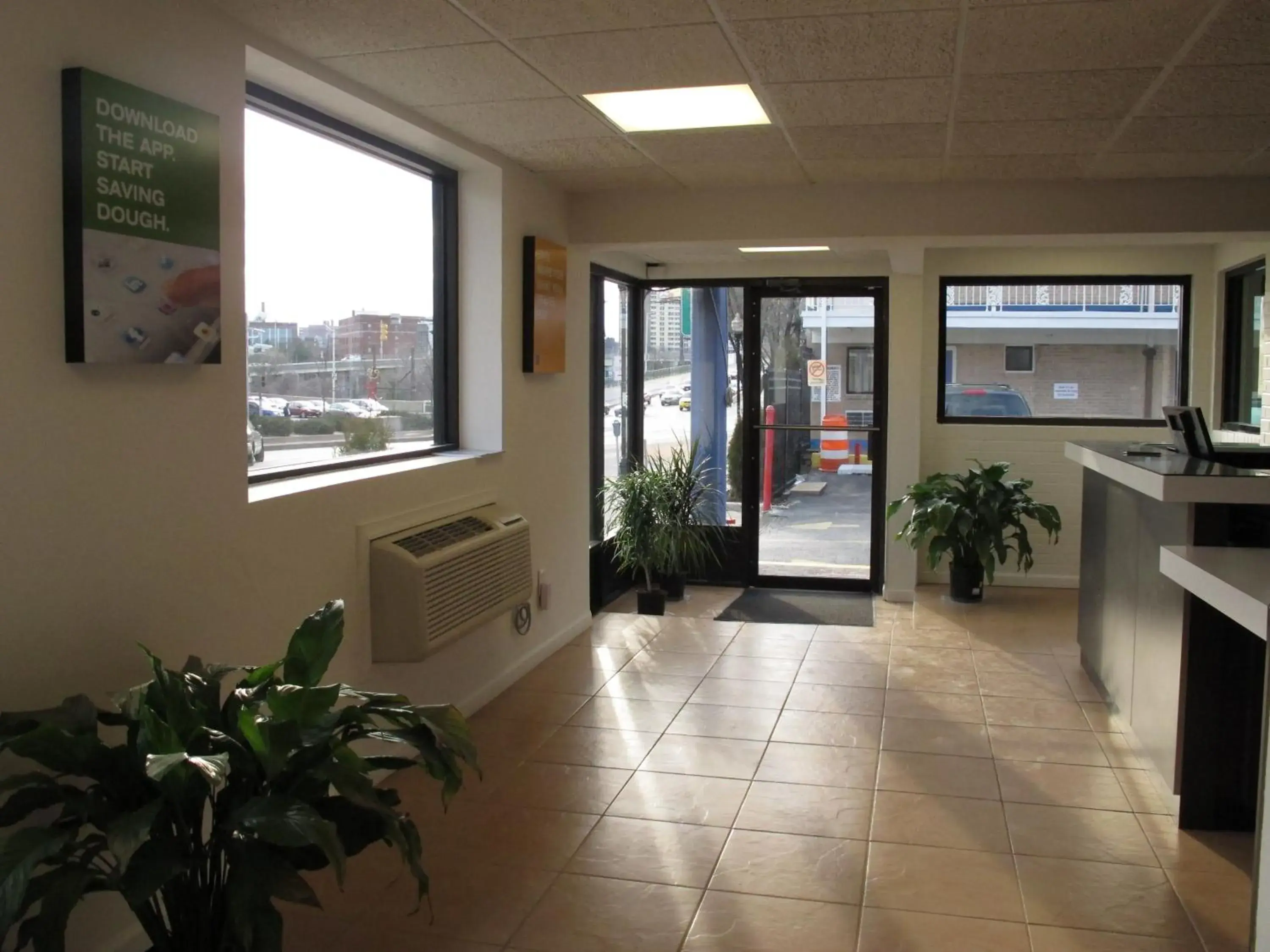 Lobby or reception in Motel 6 Baltimore MD Lobby or reception in Motel 6 Baltimore MD