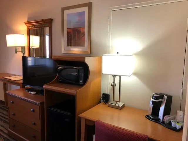 Bedroom in NavajoLand Inn