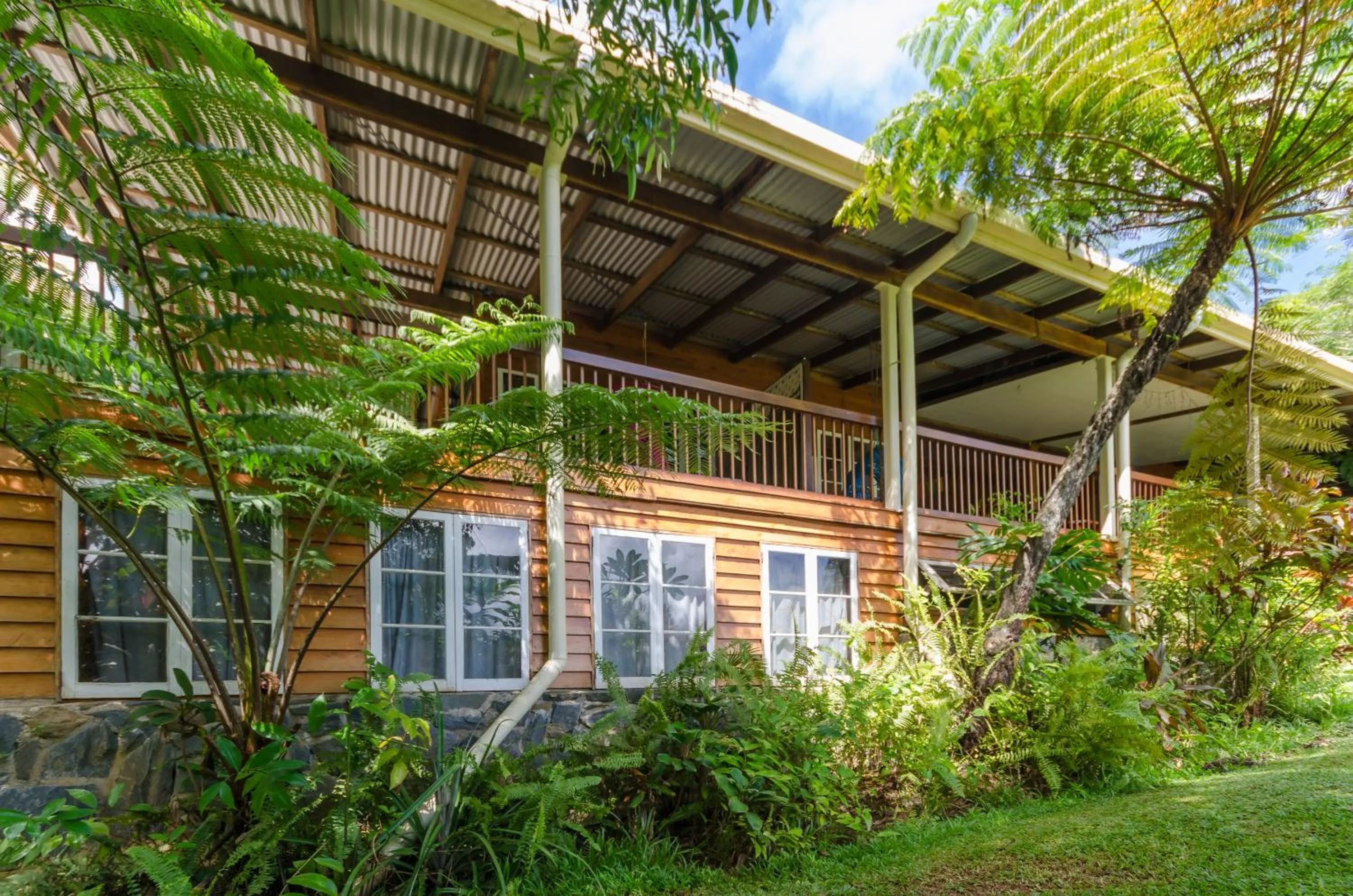 Property building in Epiphyte B & B