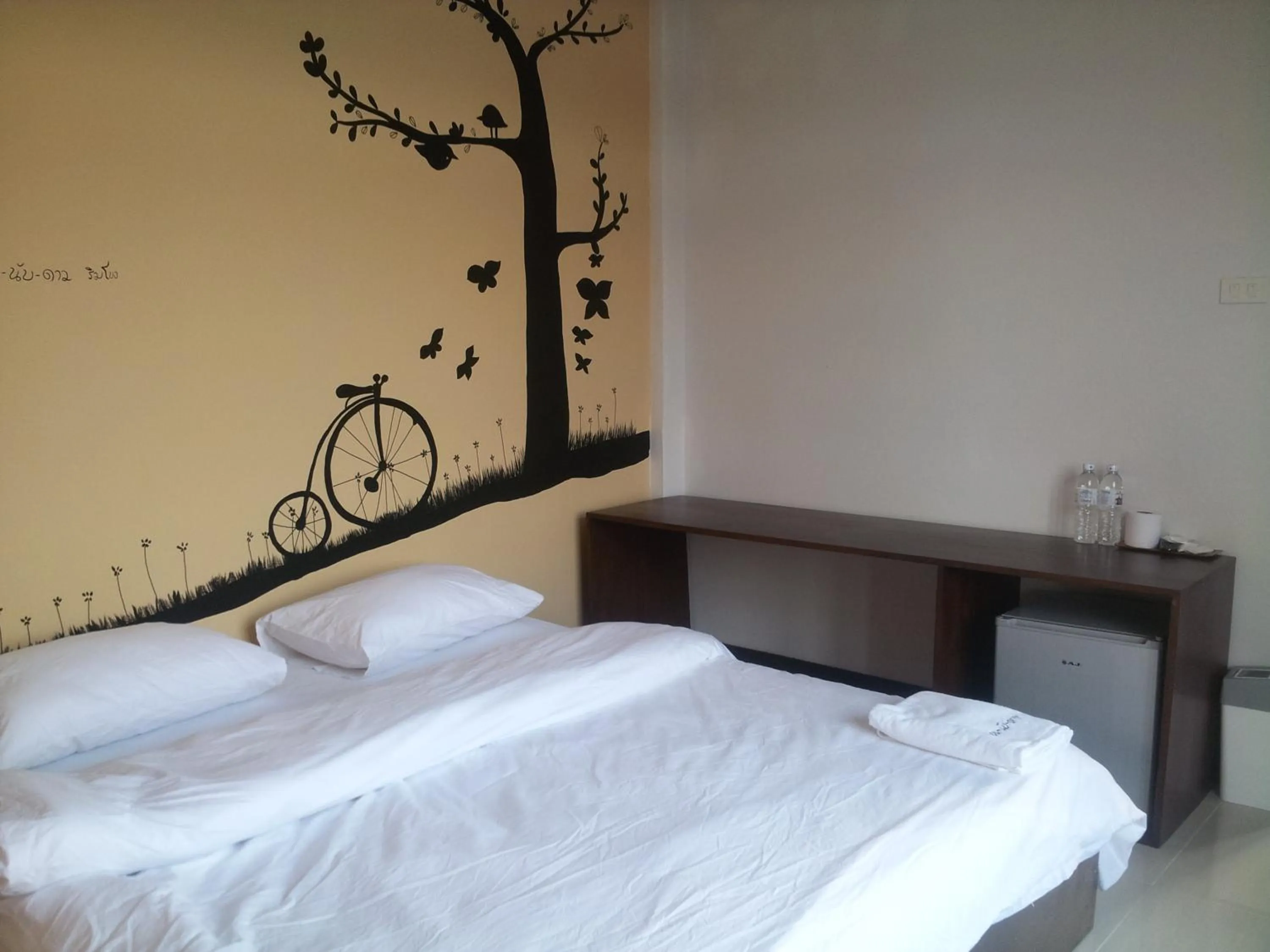 Bed in Norn Nab Dao Rimkhong