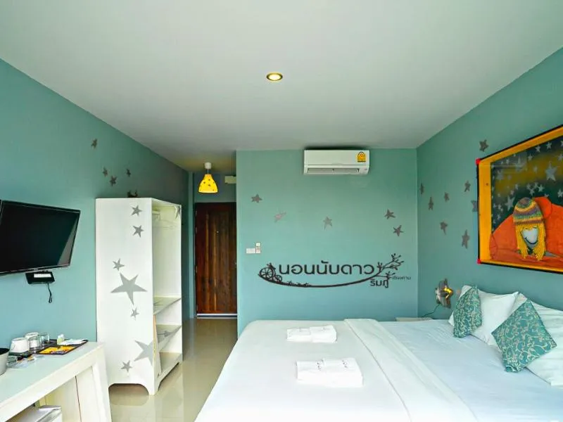 Bed in Norn Nab Dao RimPhu Resort