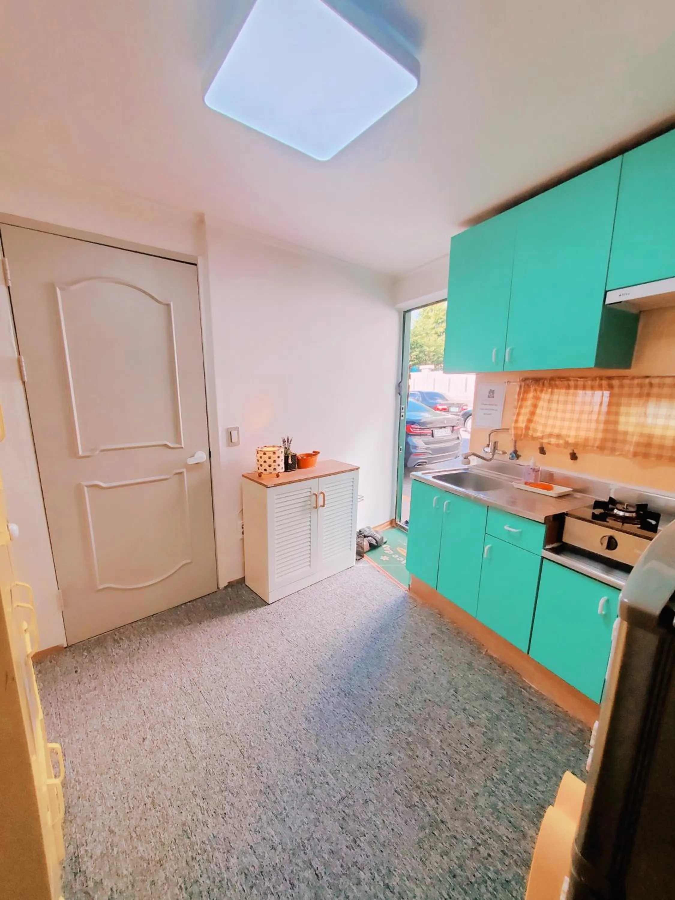 Kitchen or kitchenette in Naru Hostel Korea
