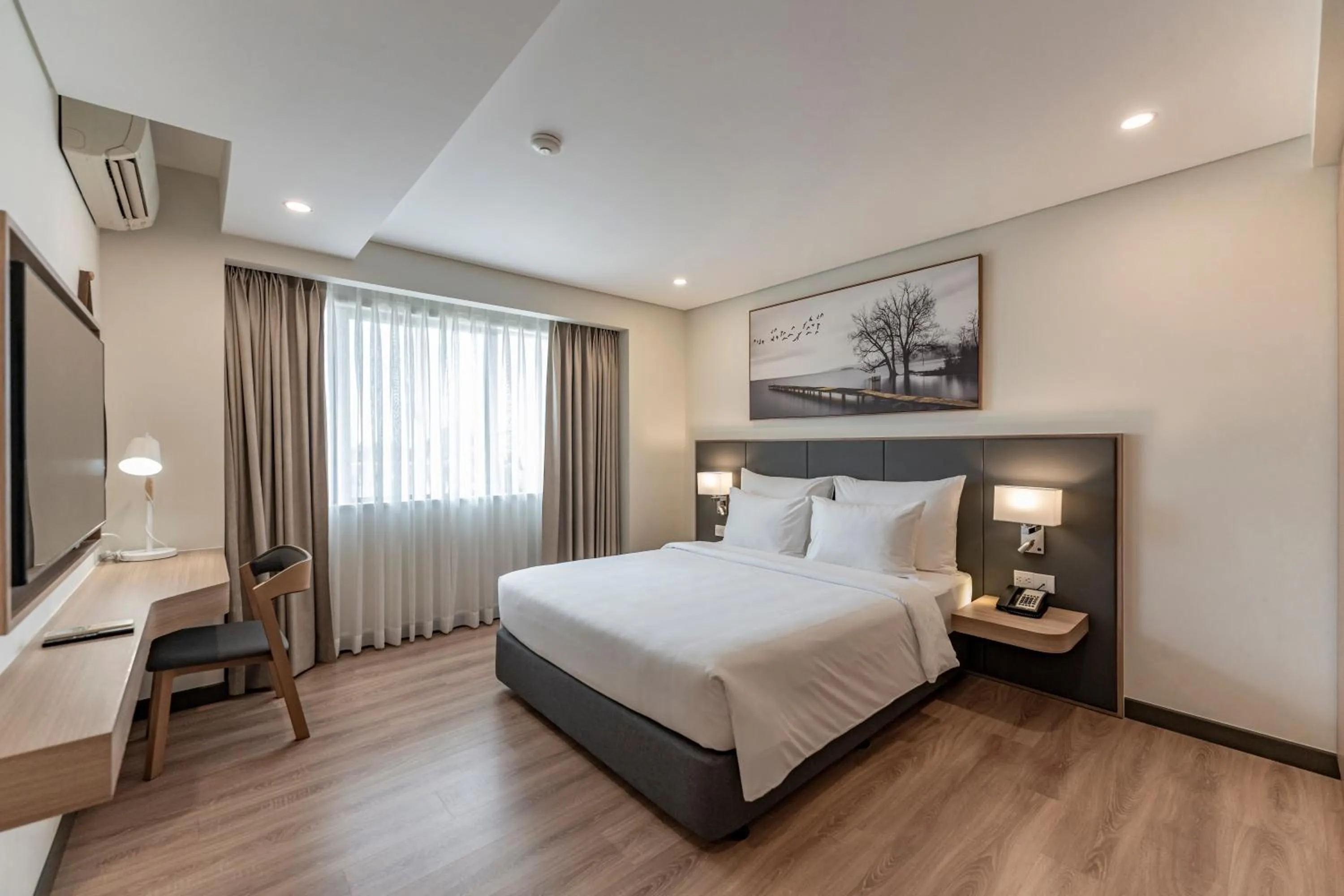 Bed in Garden View Court Suites Ho Chi Minh City