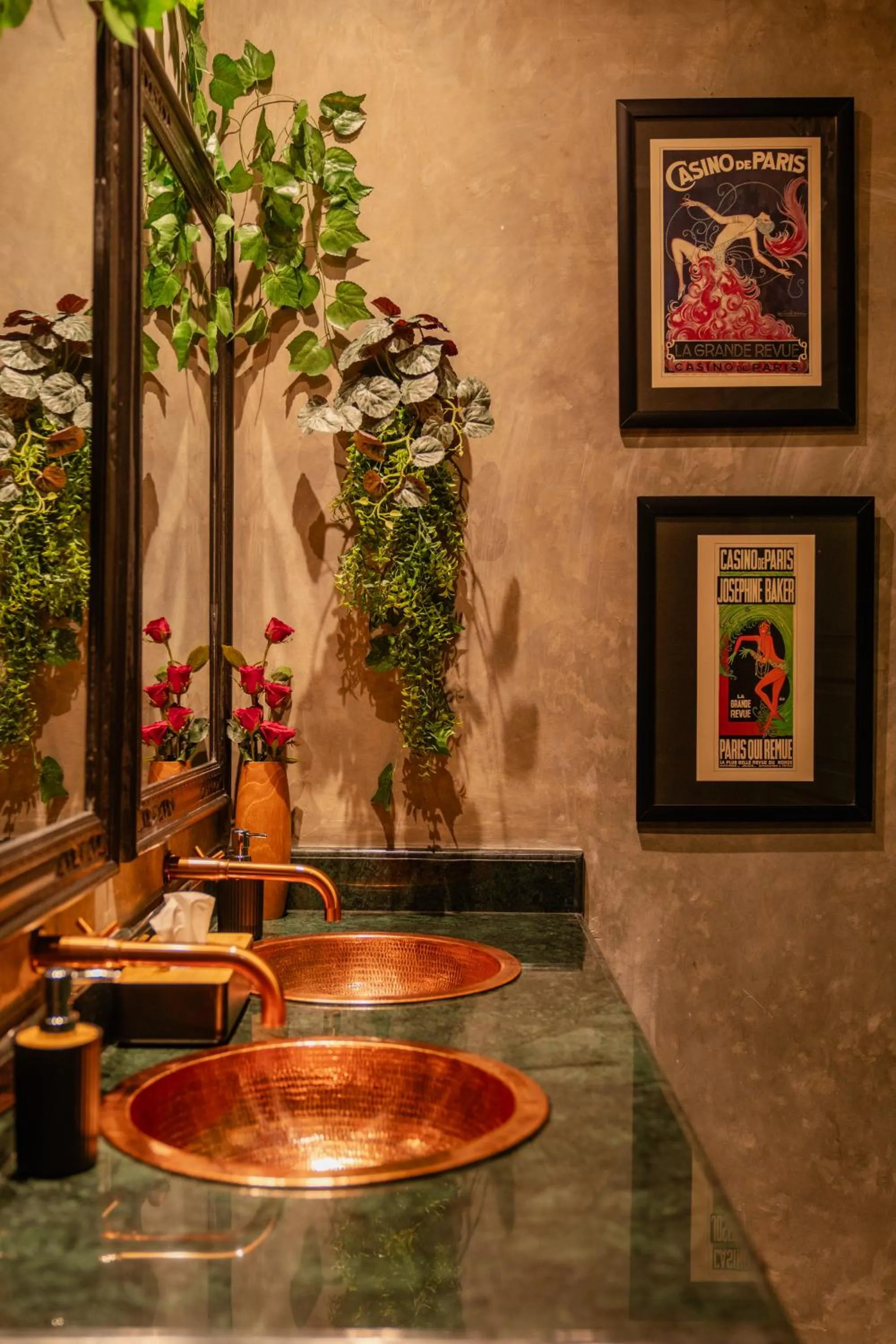 Restaurant/places to eat in Rouge - Villas Ubud