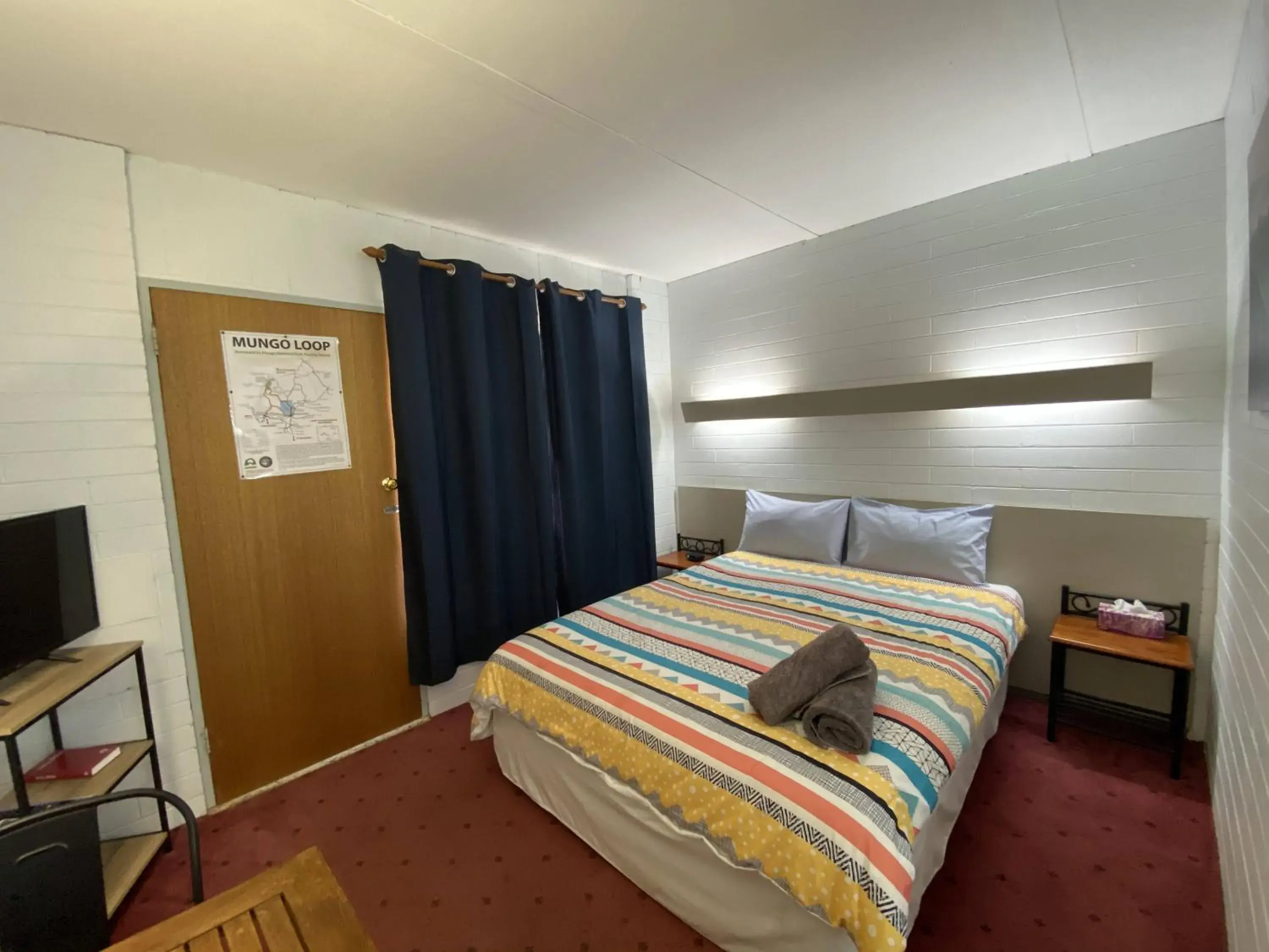 Small Double Room in Capri Motel Small Double Room in Capri Motel