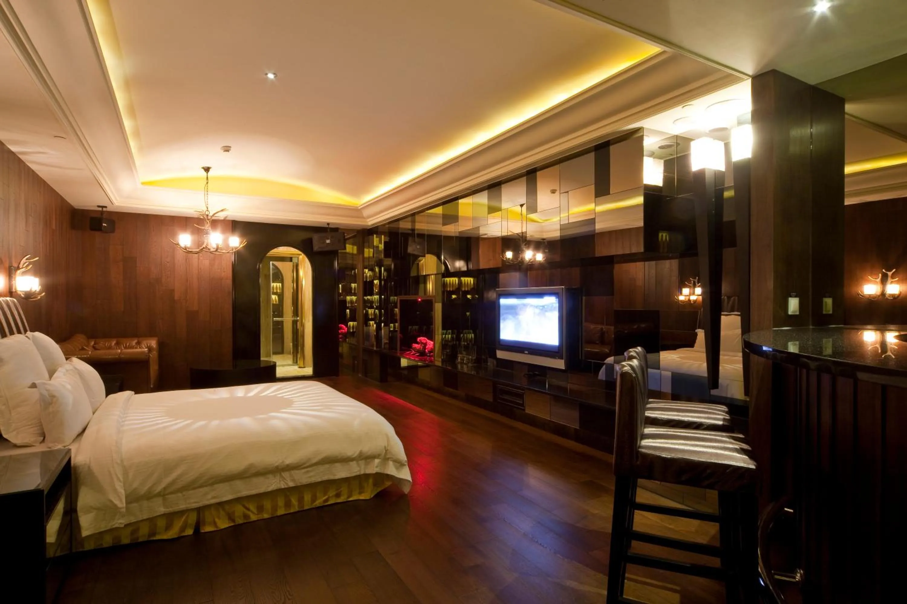 bunk bed, Bed in Wego Hotel - Linsen