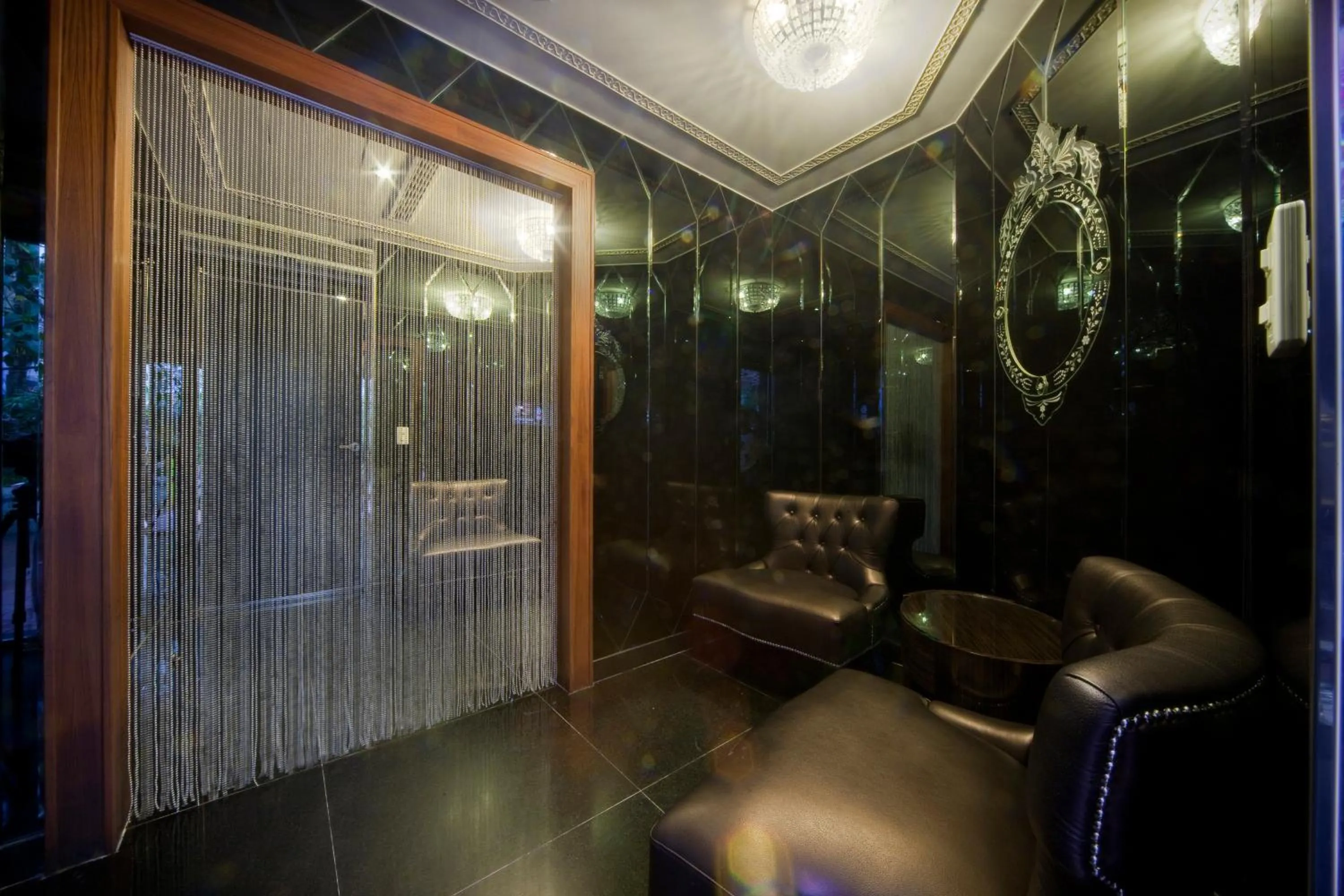 Lobby or reception in Wego Hotel - Linsen