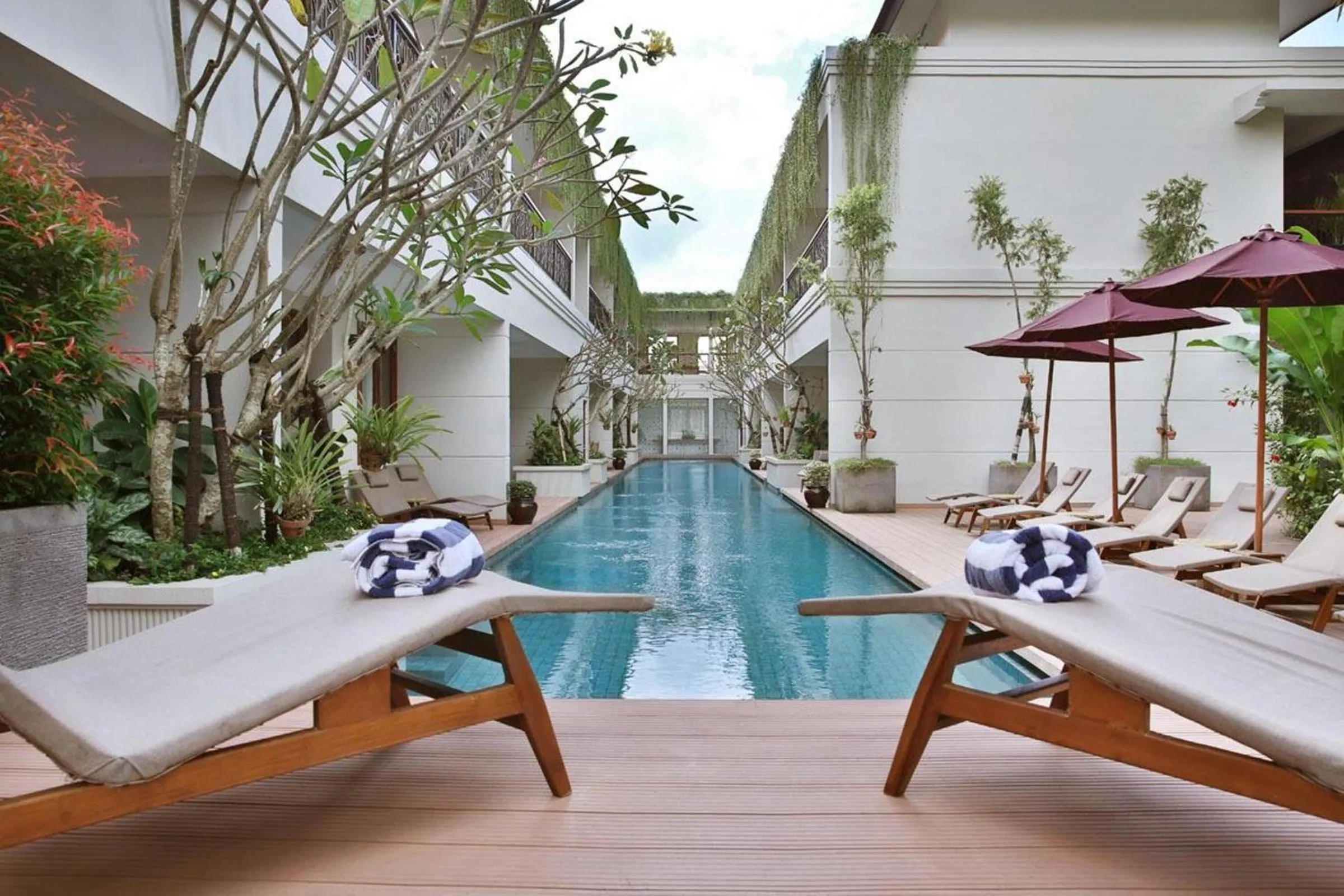 Swimming pool in Seminyak Lagoon All Suites Hotel