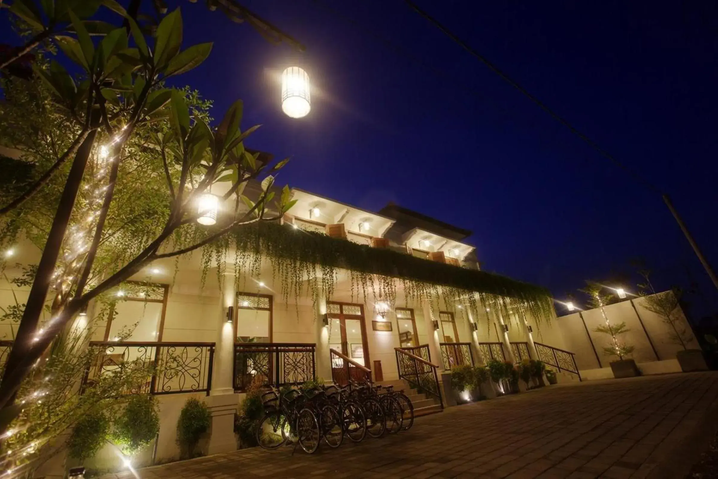 Property building in Seminyak Lagoon All Suites Hotel Property building in Seminyak Lagoon All Suites Hotel