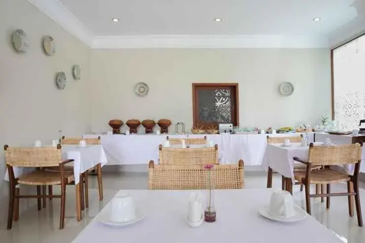 Restaurant/places to eat in Seminyak Lagoon All Suites Hotel Restaurant/places to eat in Seminyak Lagoon All Suites Hotel