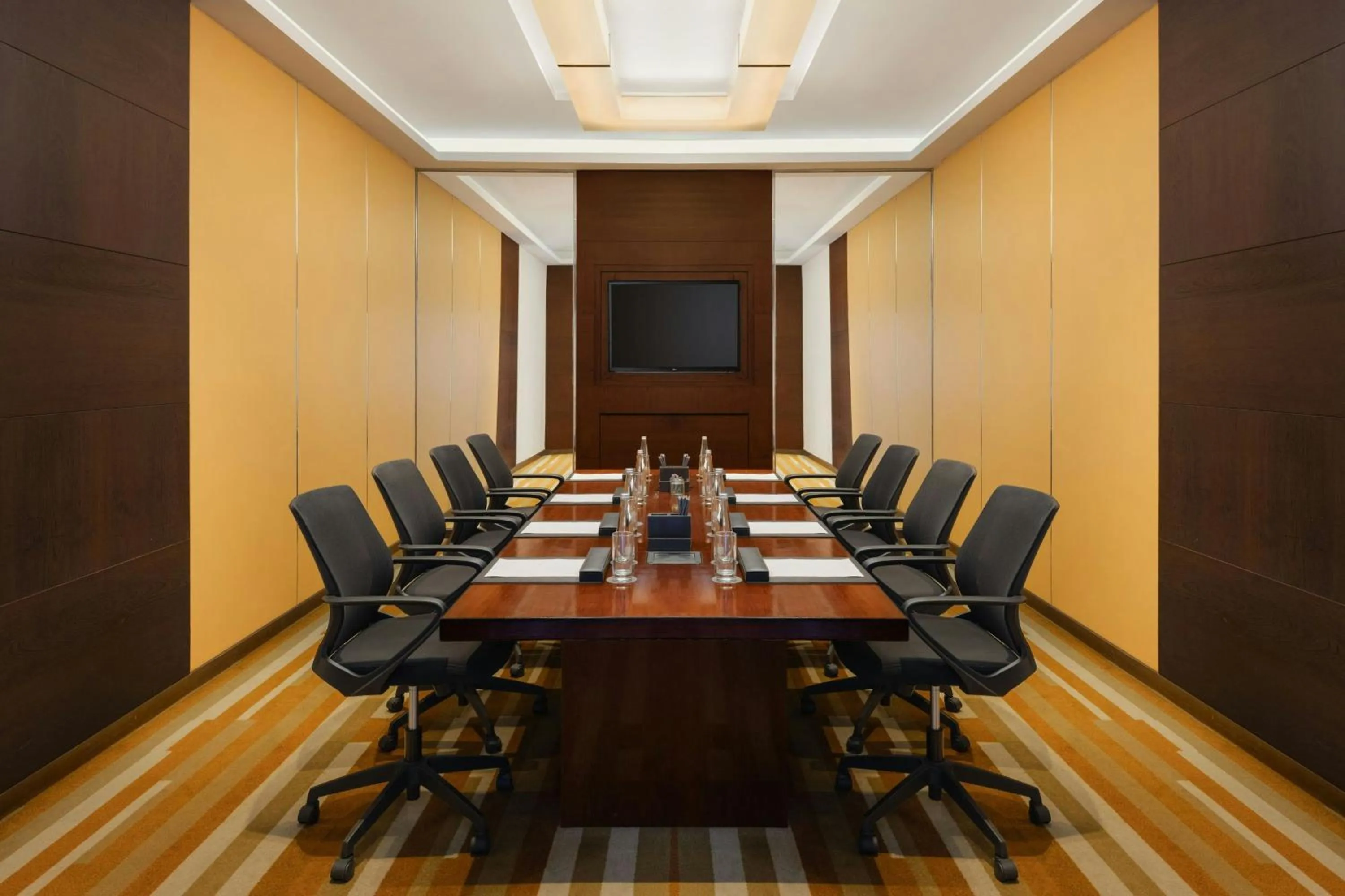 Meeting/conference room in Courtyard by Marriott Bhopal
