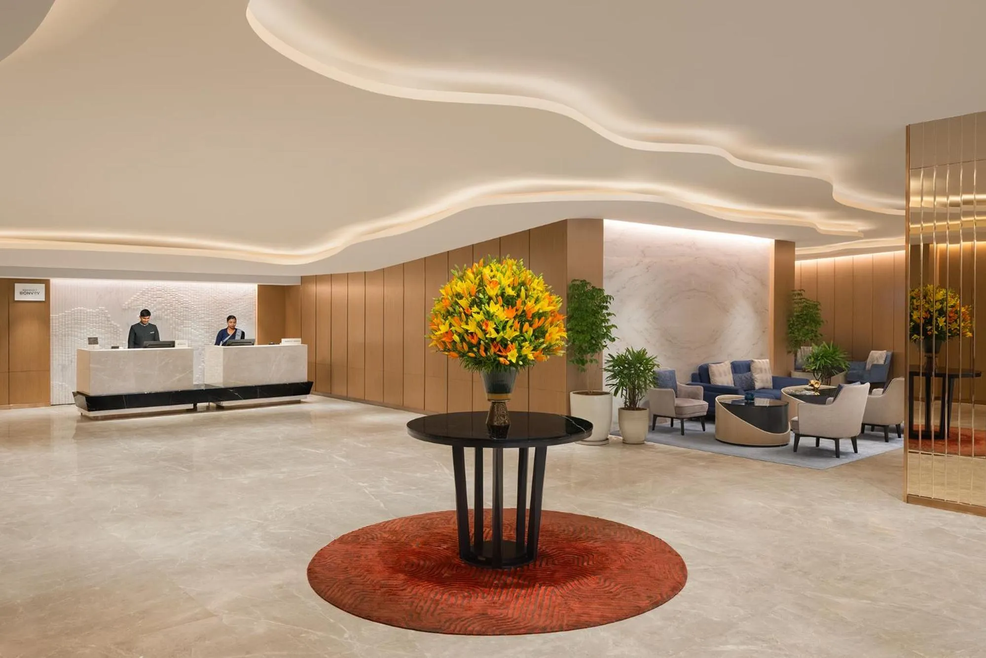 Lobby or reception in Courtyard by Marriott Bhopal