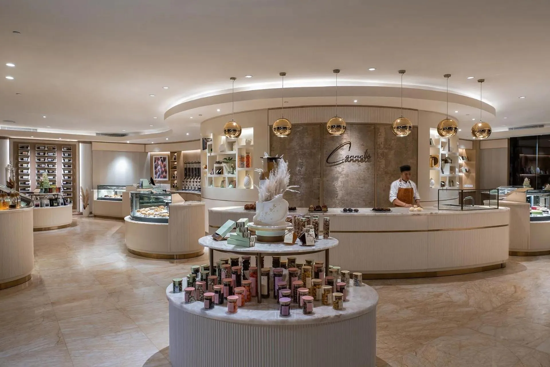 Food and drinks in Mulia Resort