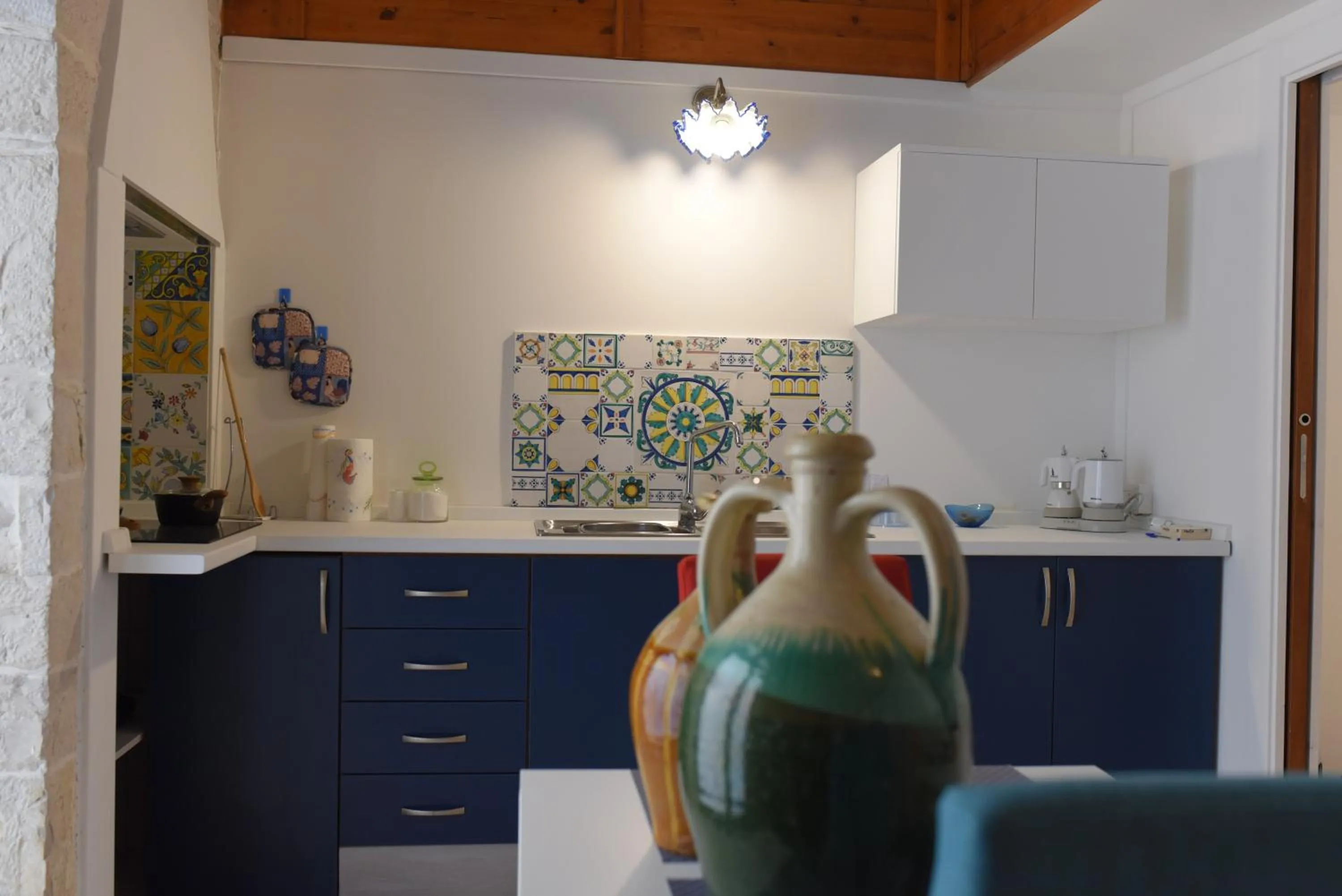 Communal kitchen in B&B L'alcova