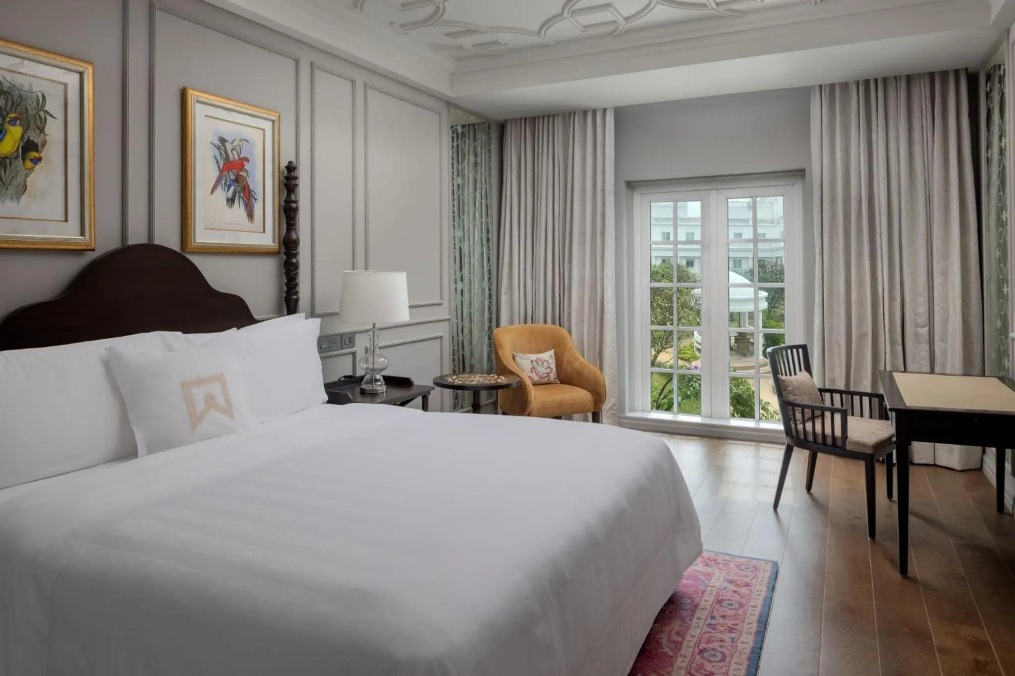 Bed in ITC Windsor, a Luxury Collection Hotel, Bengaluru