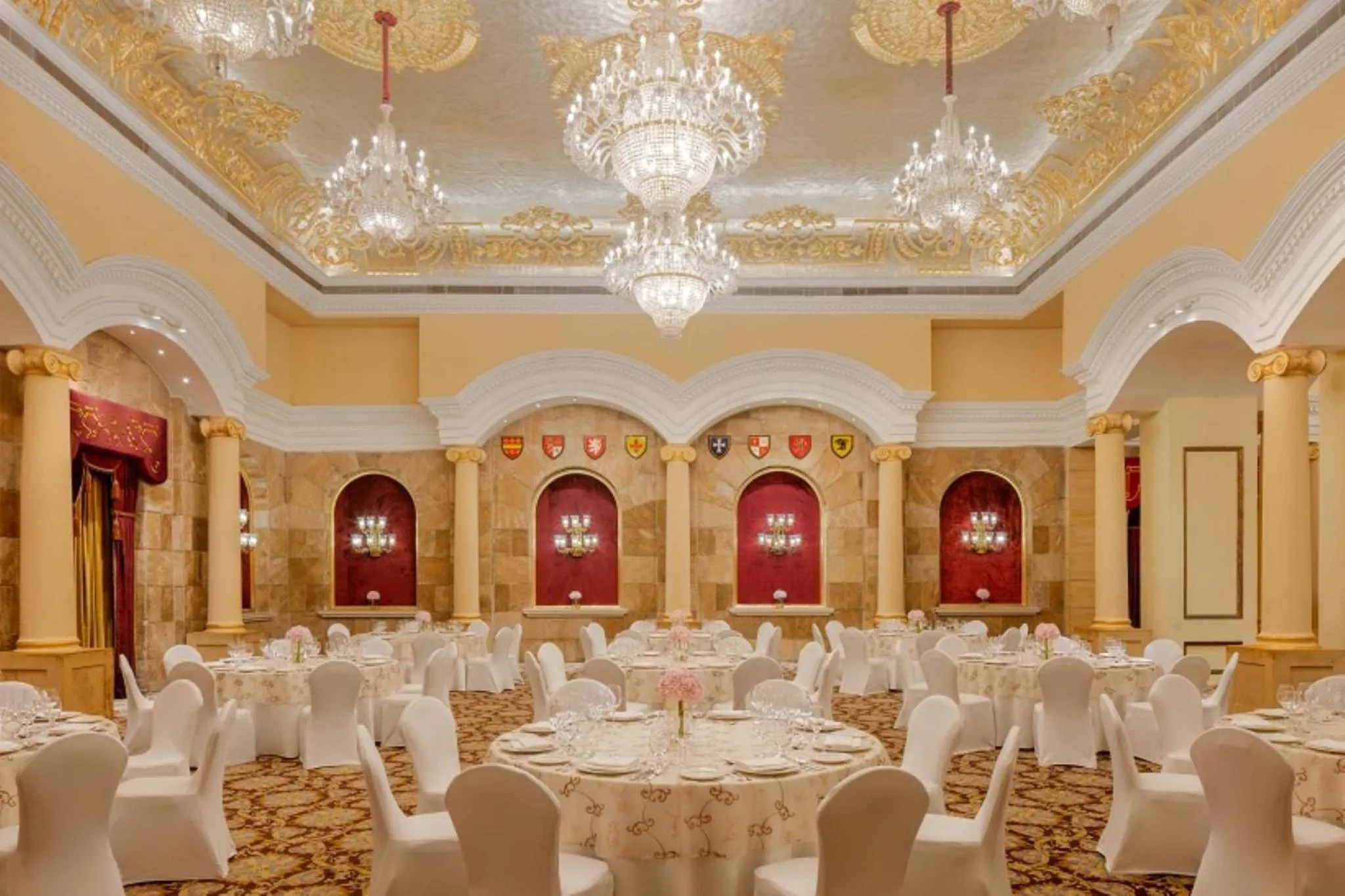 Banquet/Function facilities in ITC Windsor, a Luxury Collection Hotel, Bengaluru