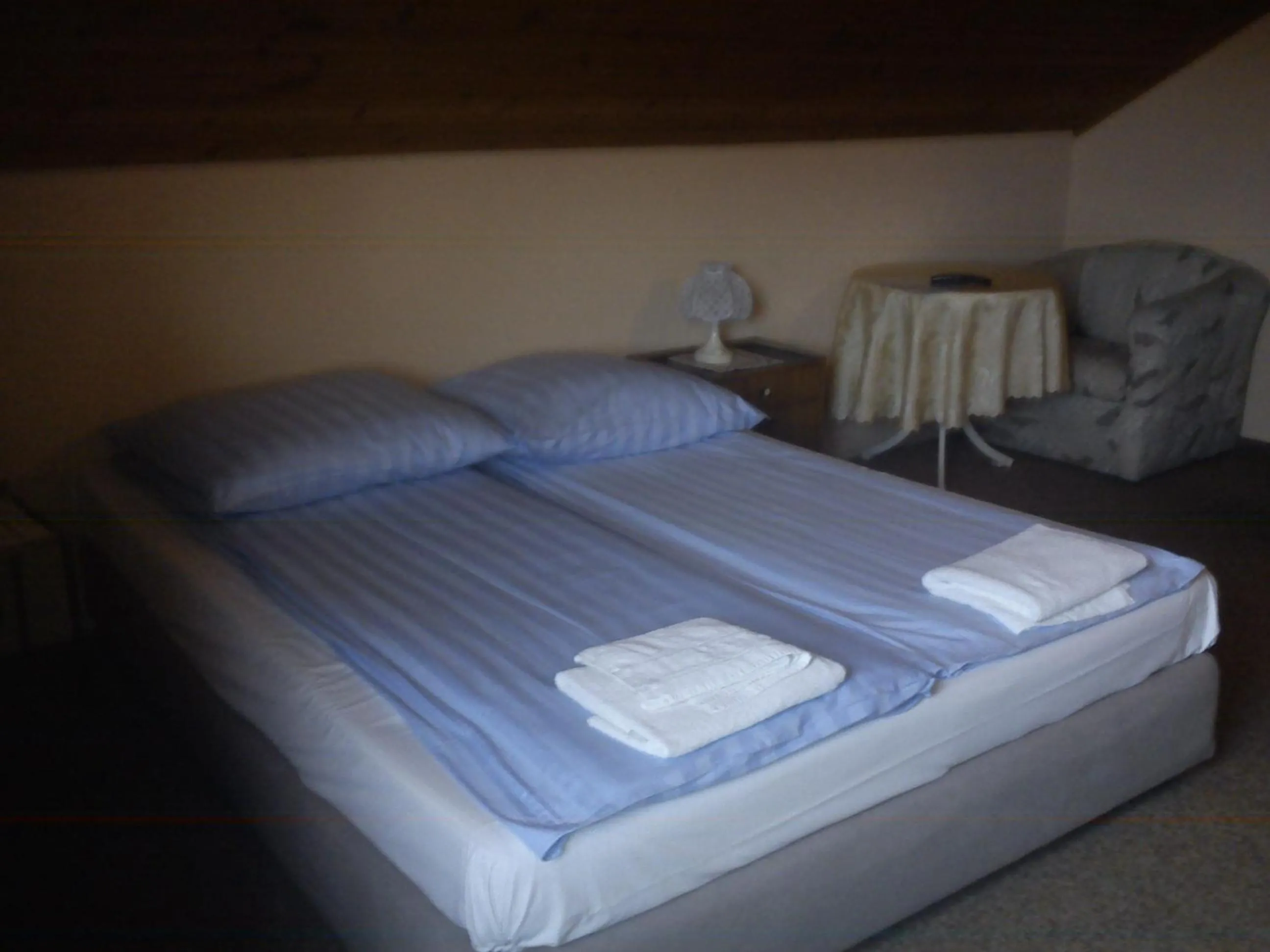 Bed in Hotel zur Küferschenke