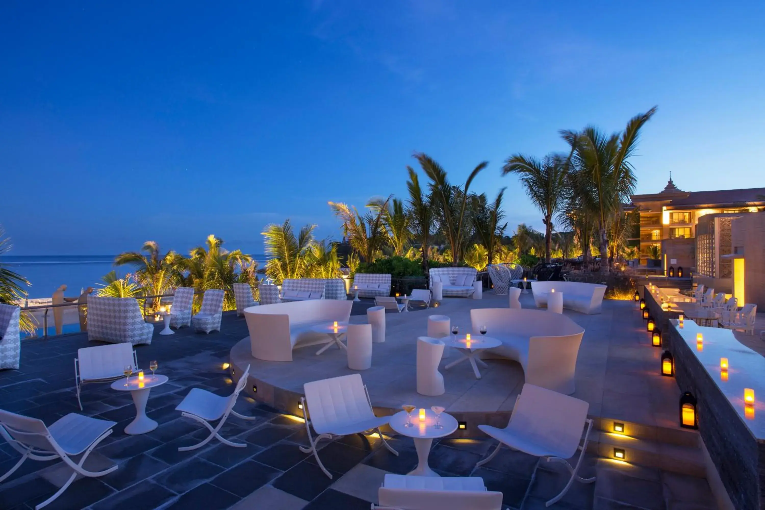 Lounge or bar in The Mulia Lounge or bar in The Mulia