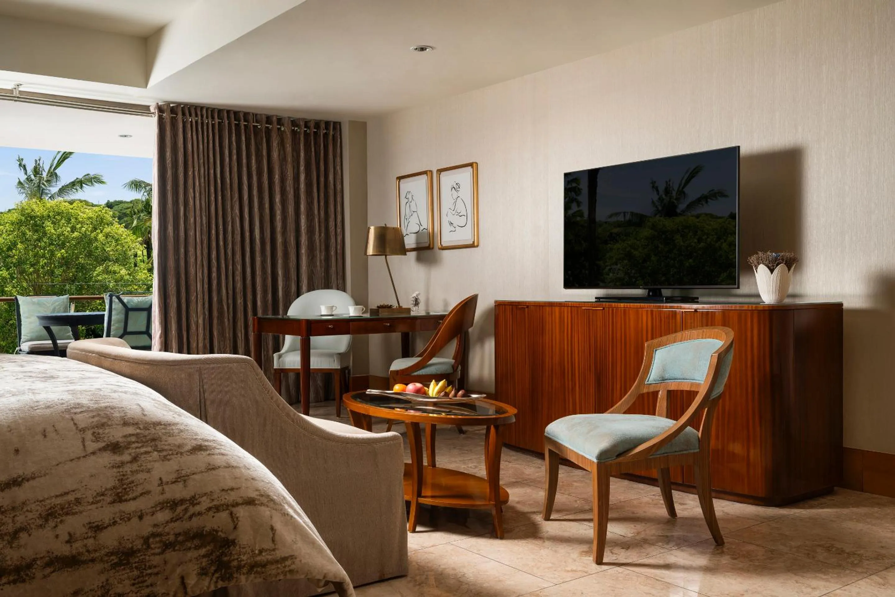 Bedroom in The Mulia