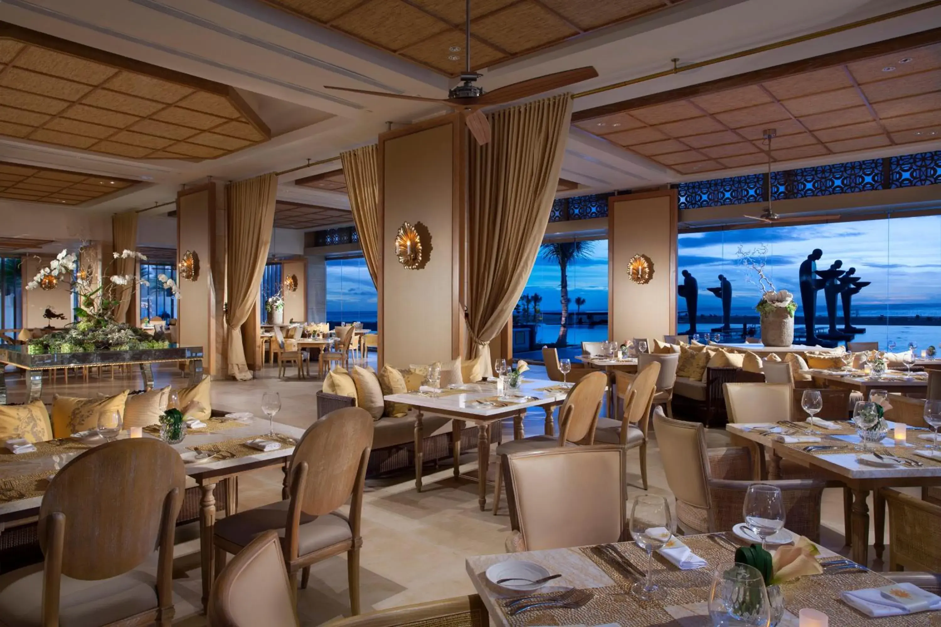 Restaurant/places to eat in The Mulia Restaurant/places to eat in The Mulia