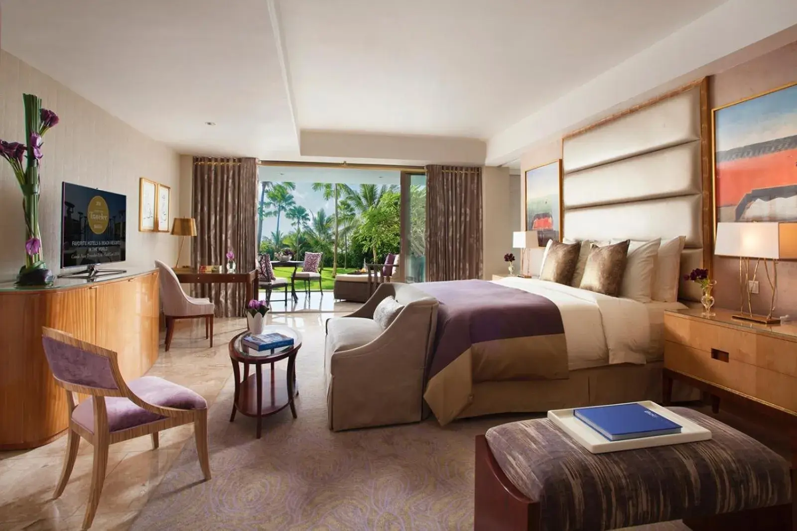 Garden view, Bed in The Mulia Garden view, Bed in The Mulia