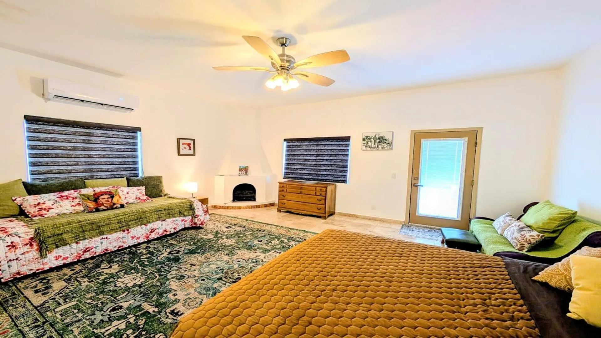 Bedroom, Bed in The Suites at Rocky Point 2