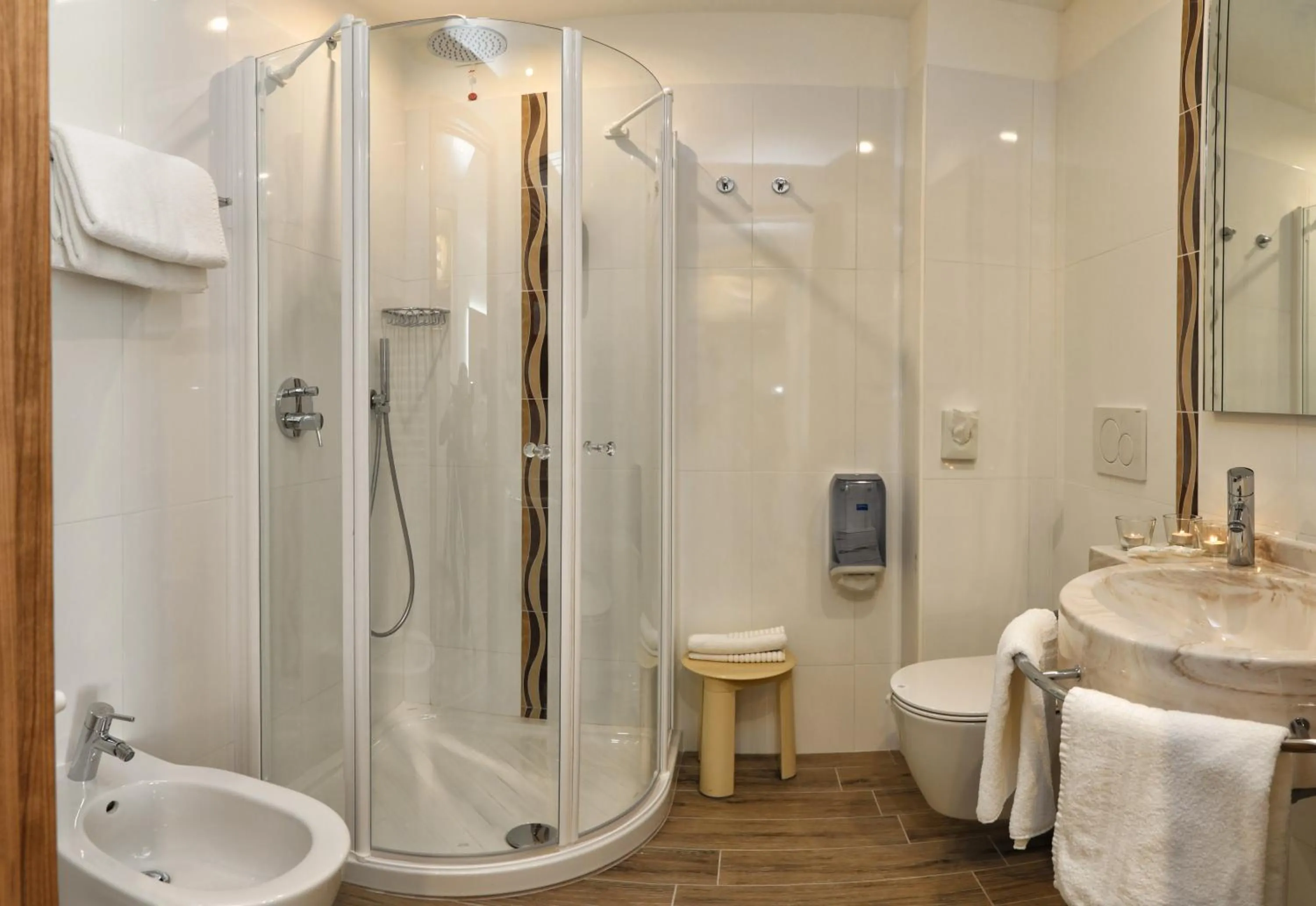 Bathroom in Kriss Internazionale Hotel