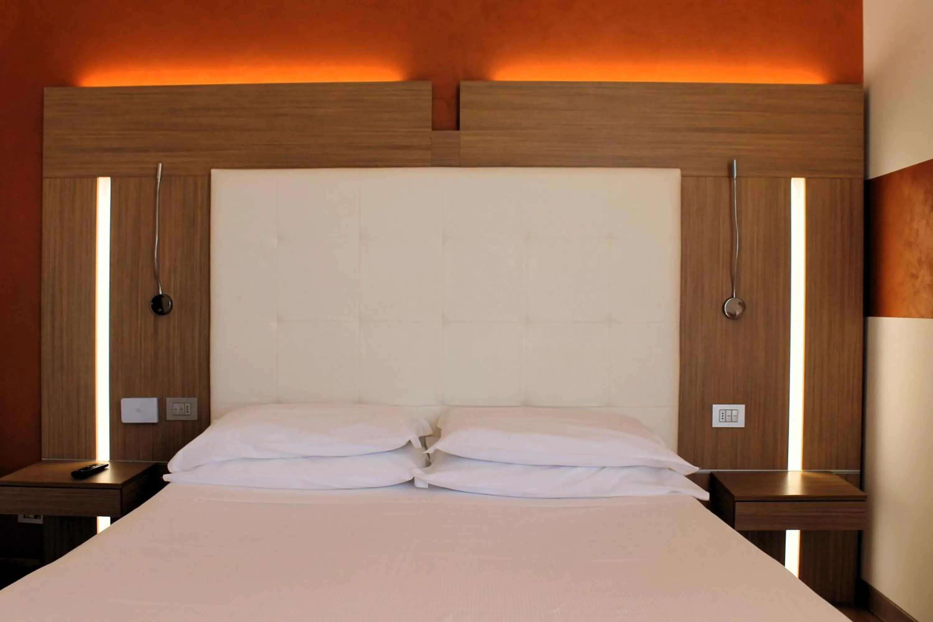 Bedroom, Bed in Kriss Internazionale Hotel