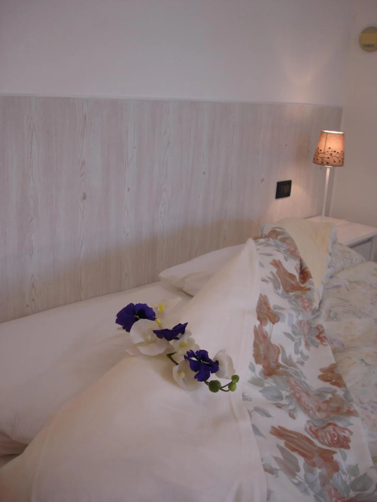 Decorative detail, Bed in La Casa di Linda