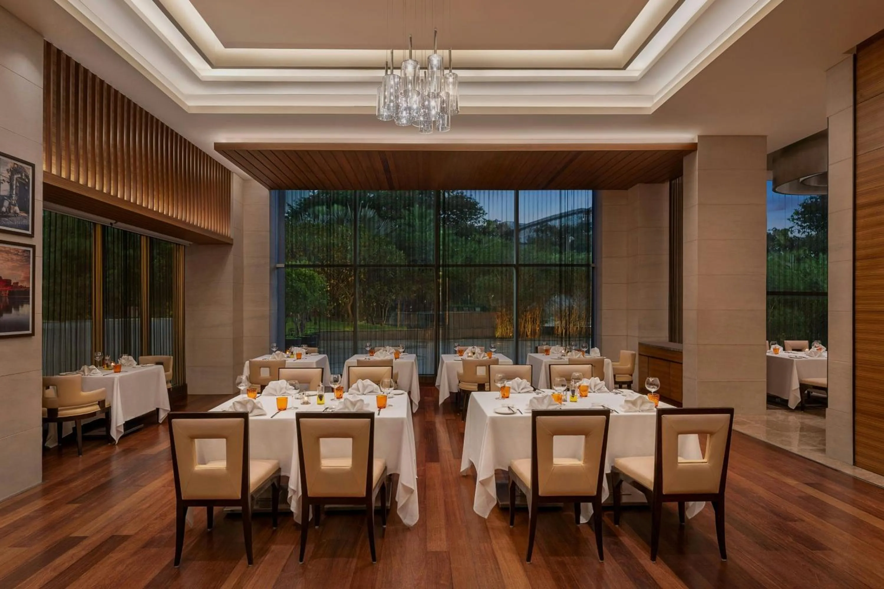 Restaurant/places to eat in Bengaluru Marriott Hotel Whitefield