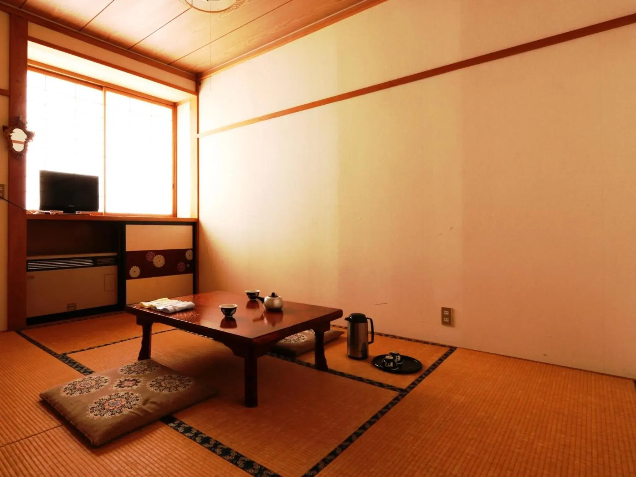 Photo of the whole room, Seating Area in Lodge Yukiyama