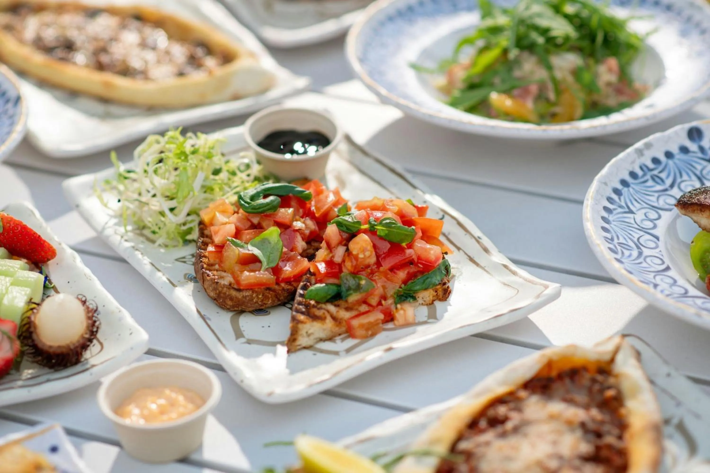 Restaurant/places to eat in The Ritz-Carlton Abu Dhabi, Grand Canal