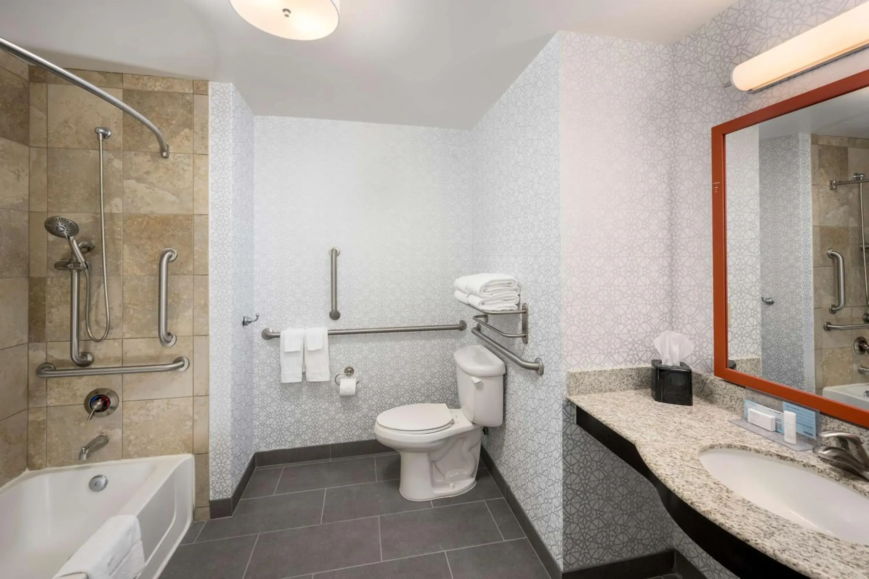 Bathroom in Hampton Inn & Suites Phoenix North/Happy Valley Bathroom in Hampton Inn & Suites Phoenix North/Happy Valley