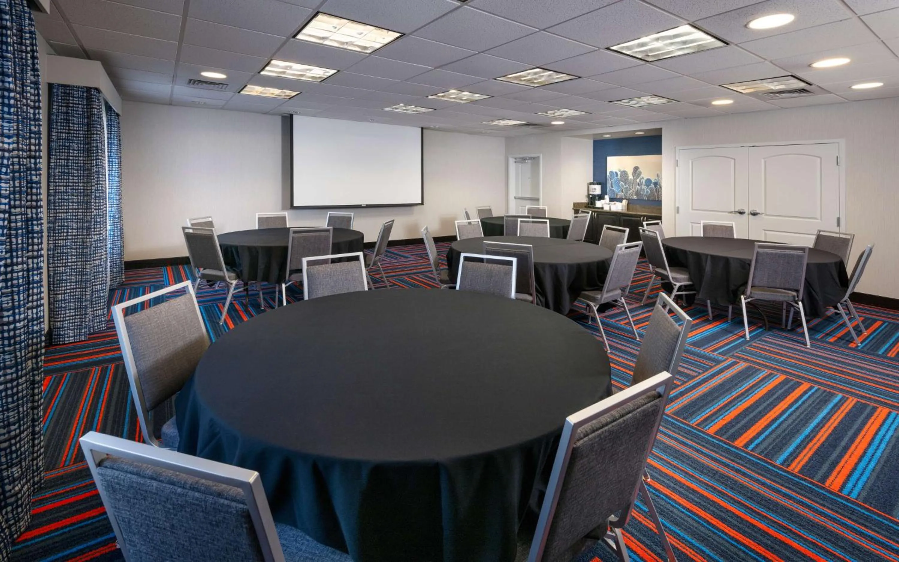 Meeting/conference room in Hampton Inn & Suites Phoenix North/Happy Valley