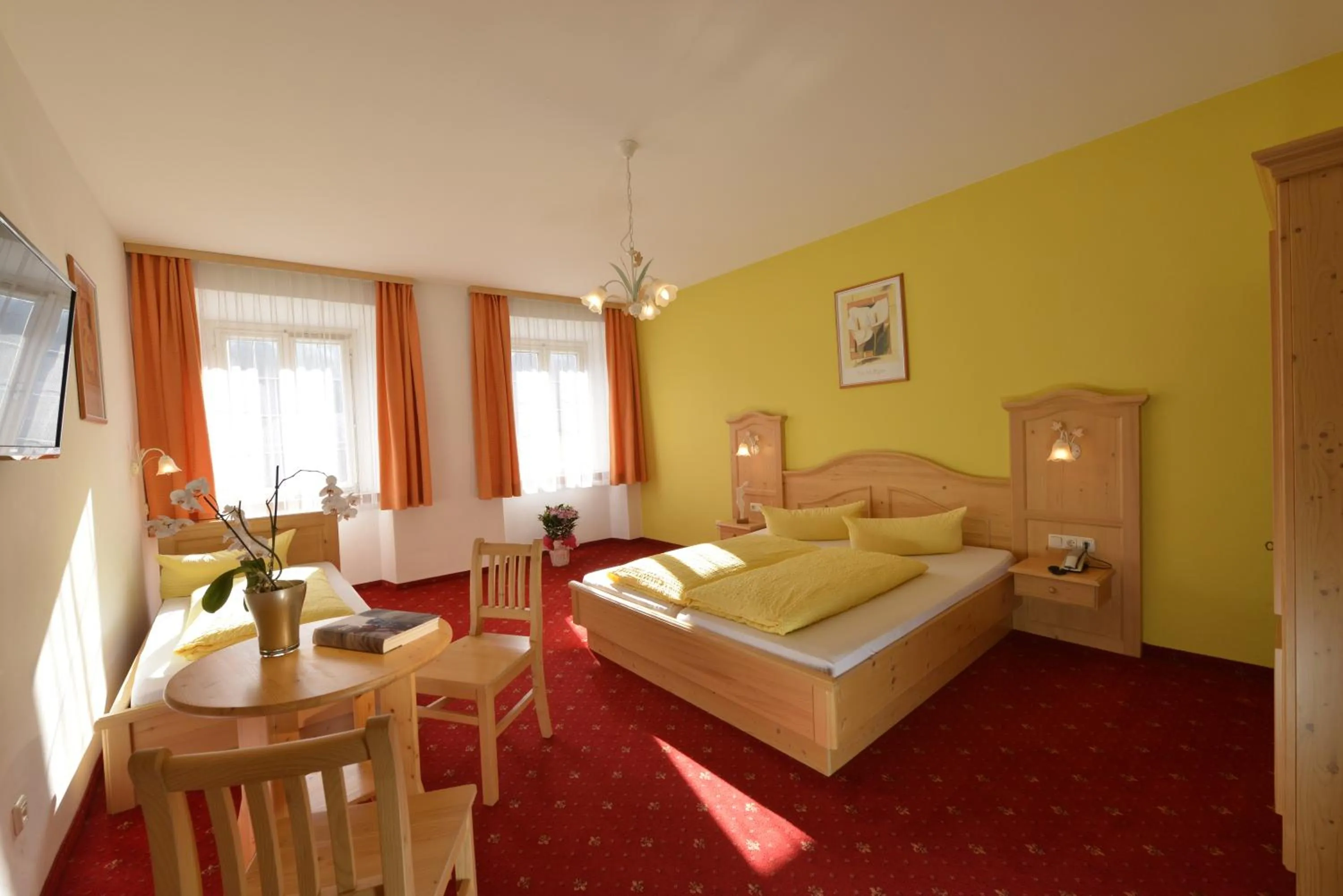 Photo of the whole room, Bed in Gasthof Sonne
