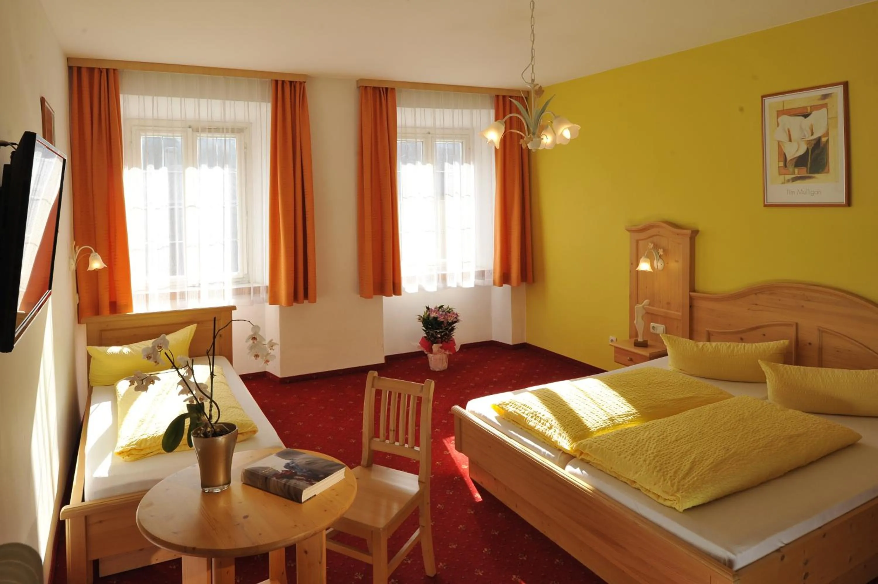 Photo of the whole room, Bed in Gasthof Sonne