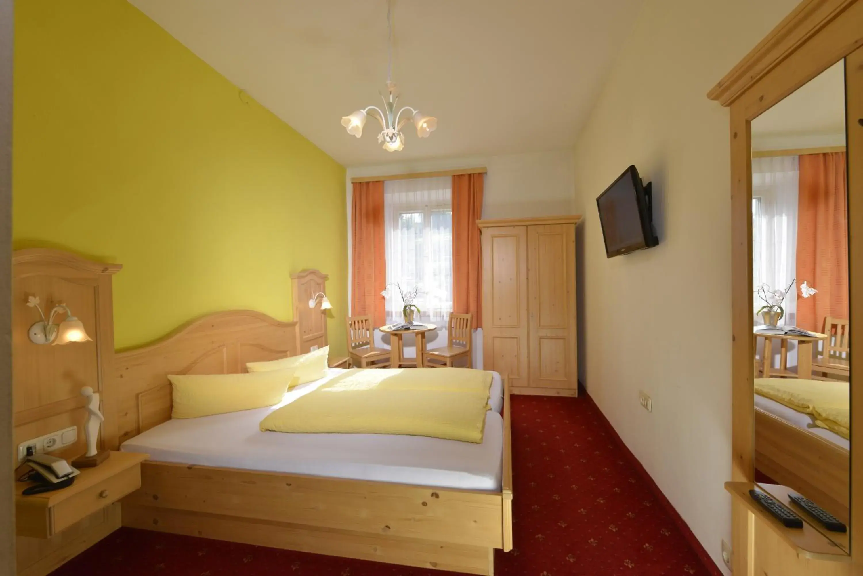 Double Room in Gasthof Sonne Double Room in Gasthof Sonne