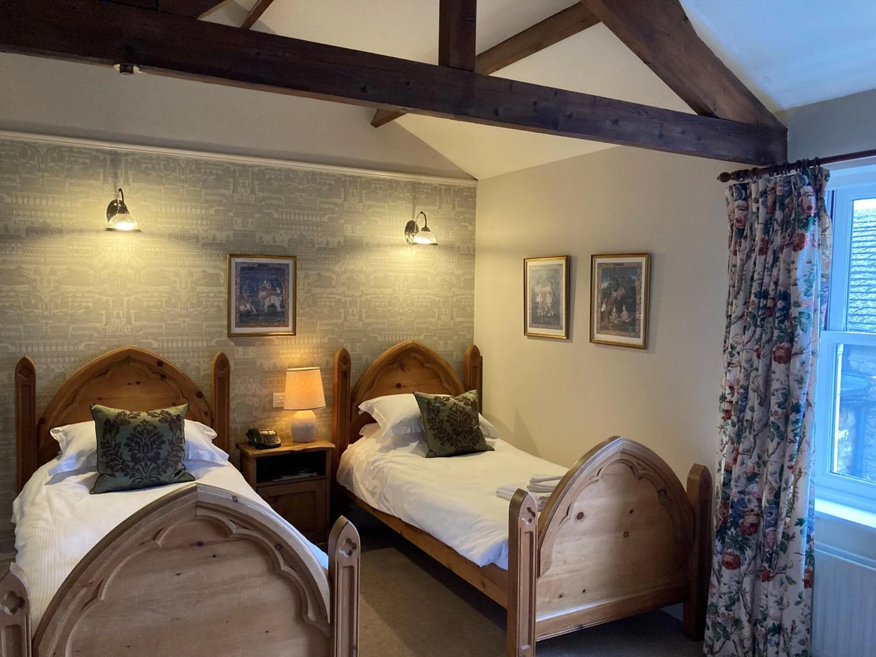 Superior Twin Room 14 in The Charles Bathurst Inn
