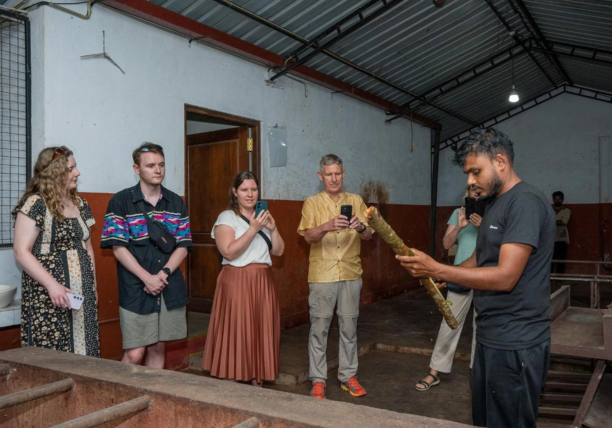 group of guests in Mailagama Cinnamon Residence