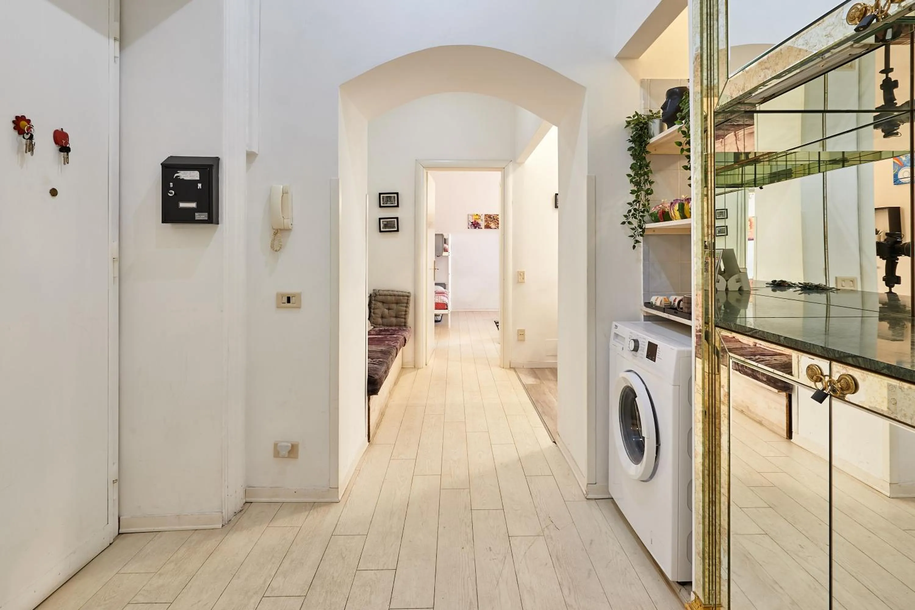 Photo of the whole room in Casa al Viminale