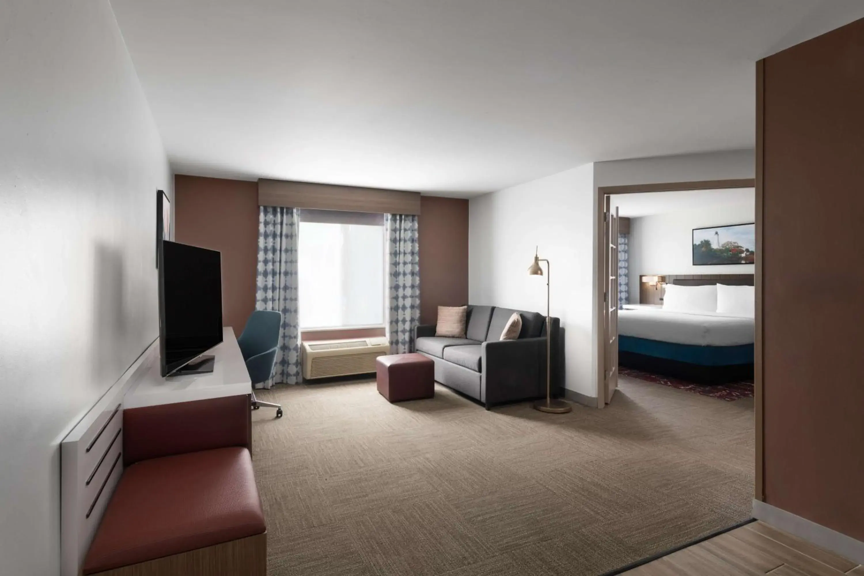 Living room, Bed in Hilton Garden Inn Tallahassee Living room, Bed in Hilton Garden Inn Tallahassee