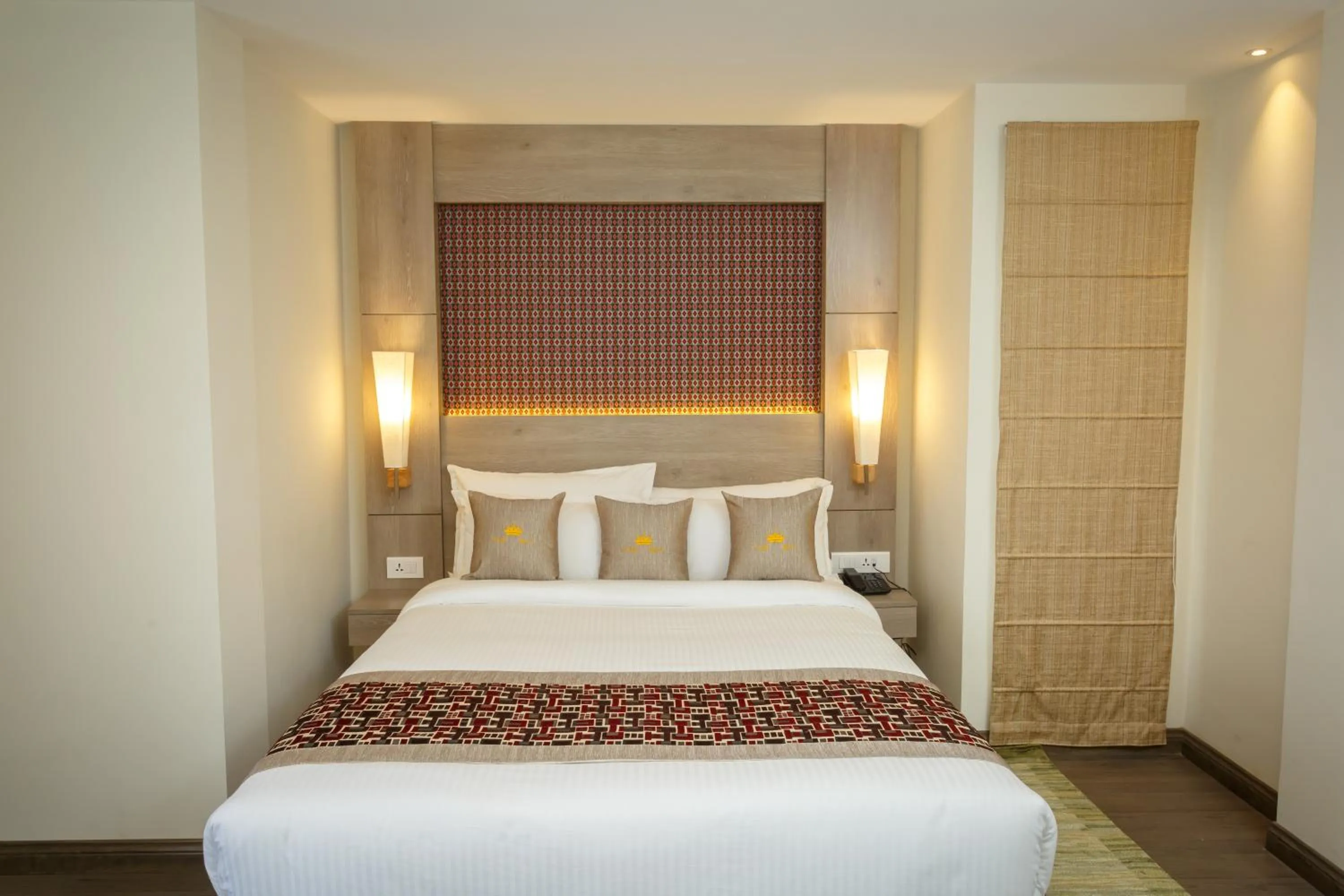 Bed in Hotel Crowne Imperial