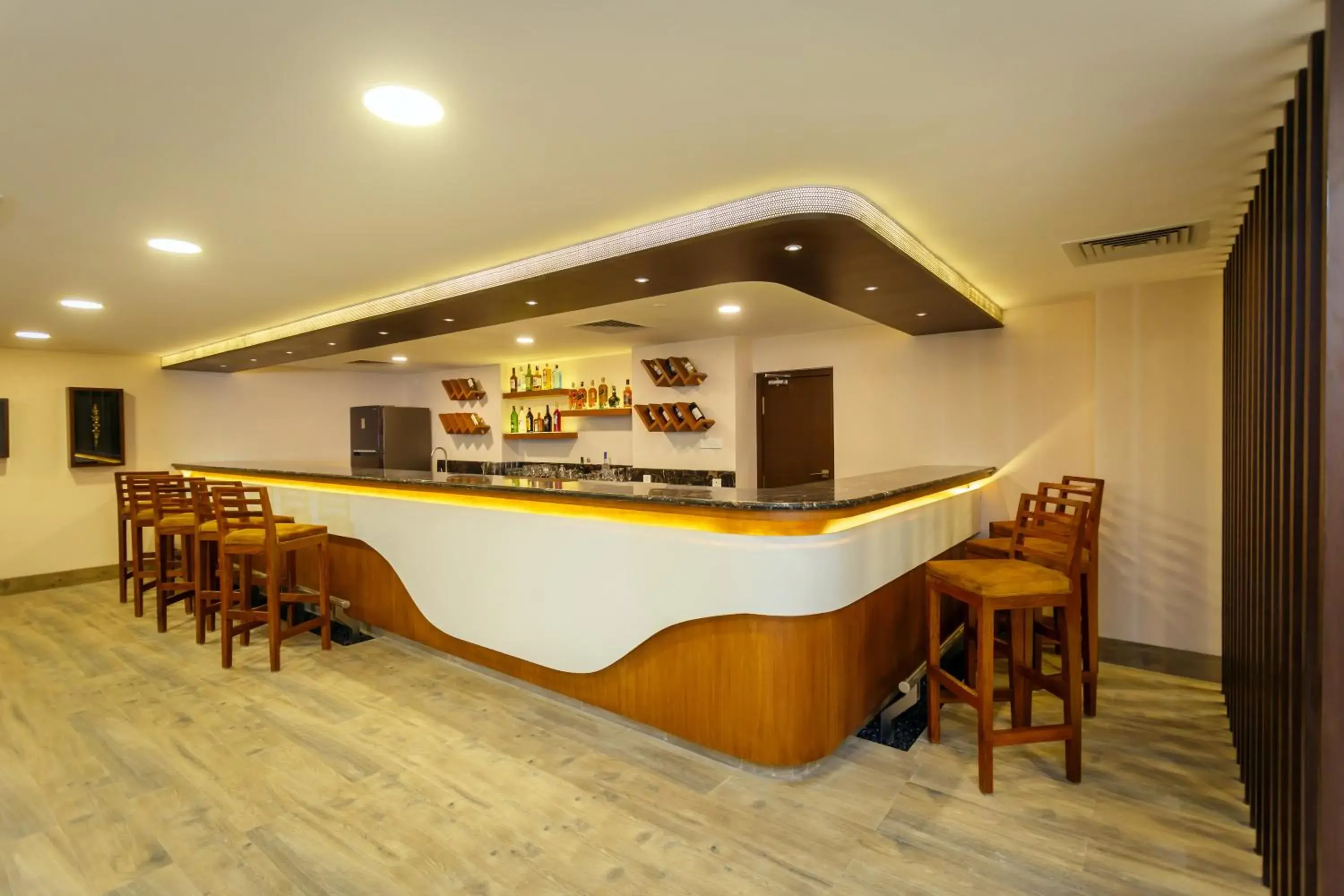 Lounge or bar in Hotel Crowne Imperial Lounge or bar in Hotel Crowne Imperial