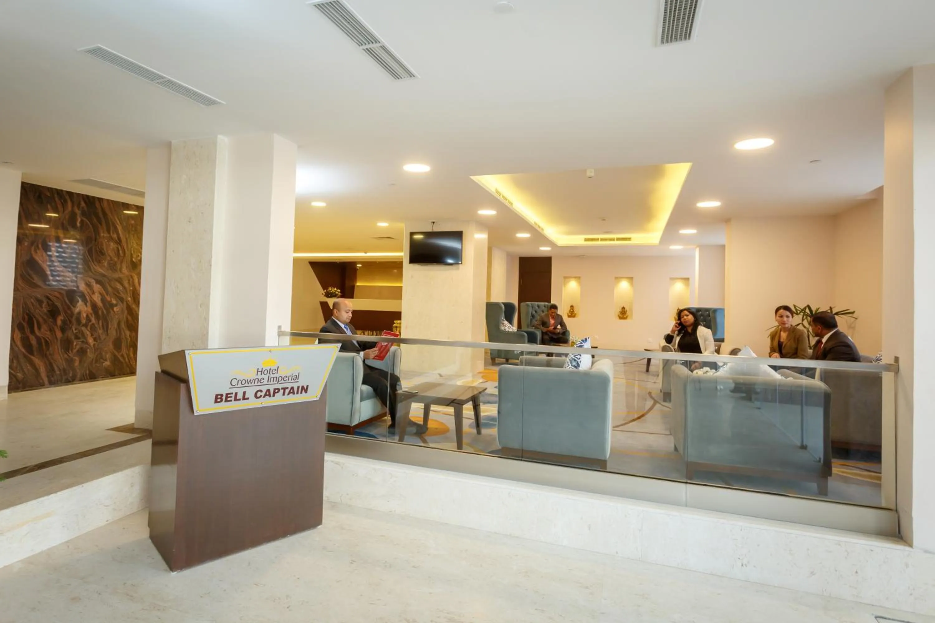 Lobby or reception in Hotel Crowne Imperial