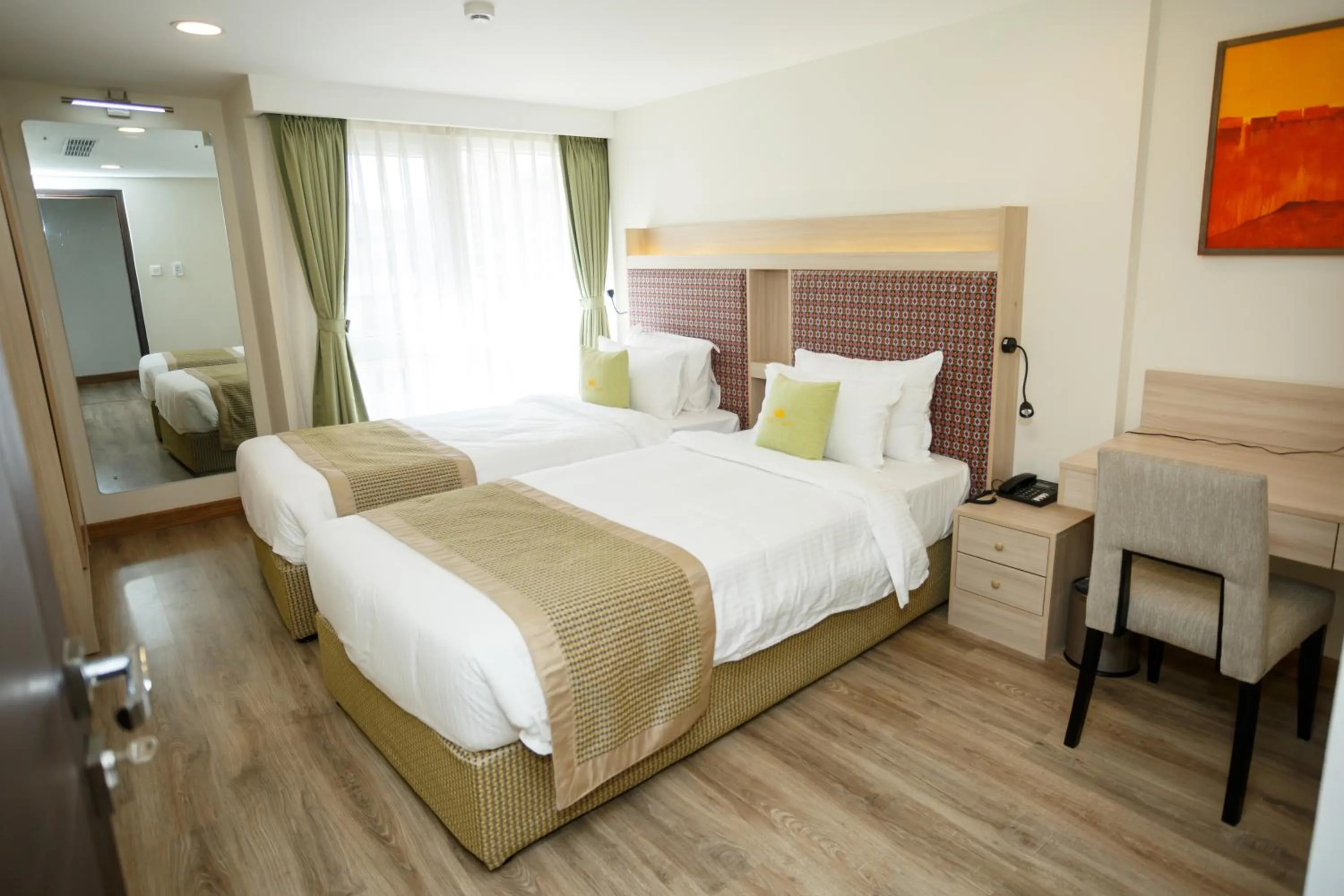 Bed in Hotel Crowne Imperial