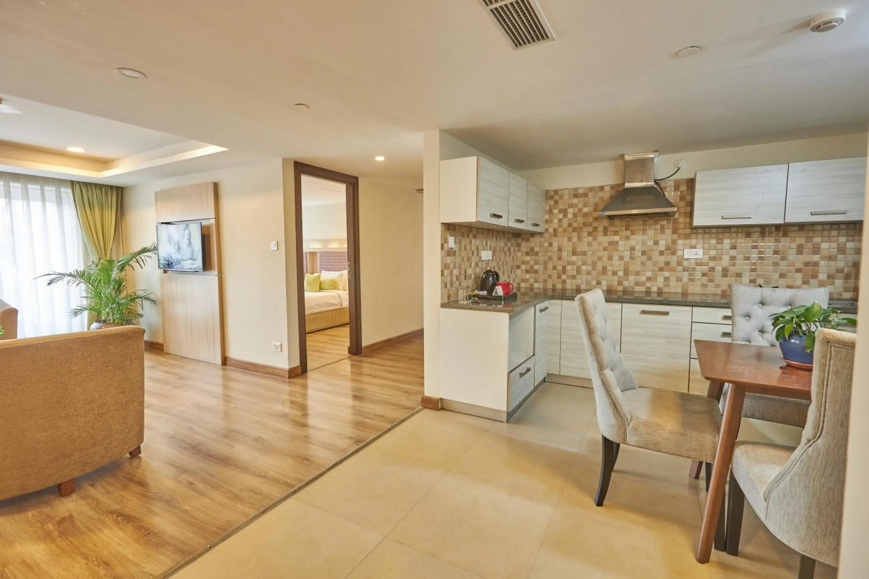 Three-Bedroom Apartment in Hotel Crowne Imperial Three-Bedroom Apartment in Hotel Crowne Imperial