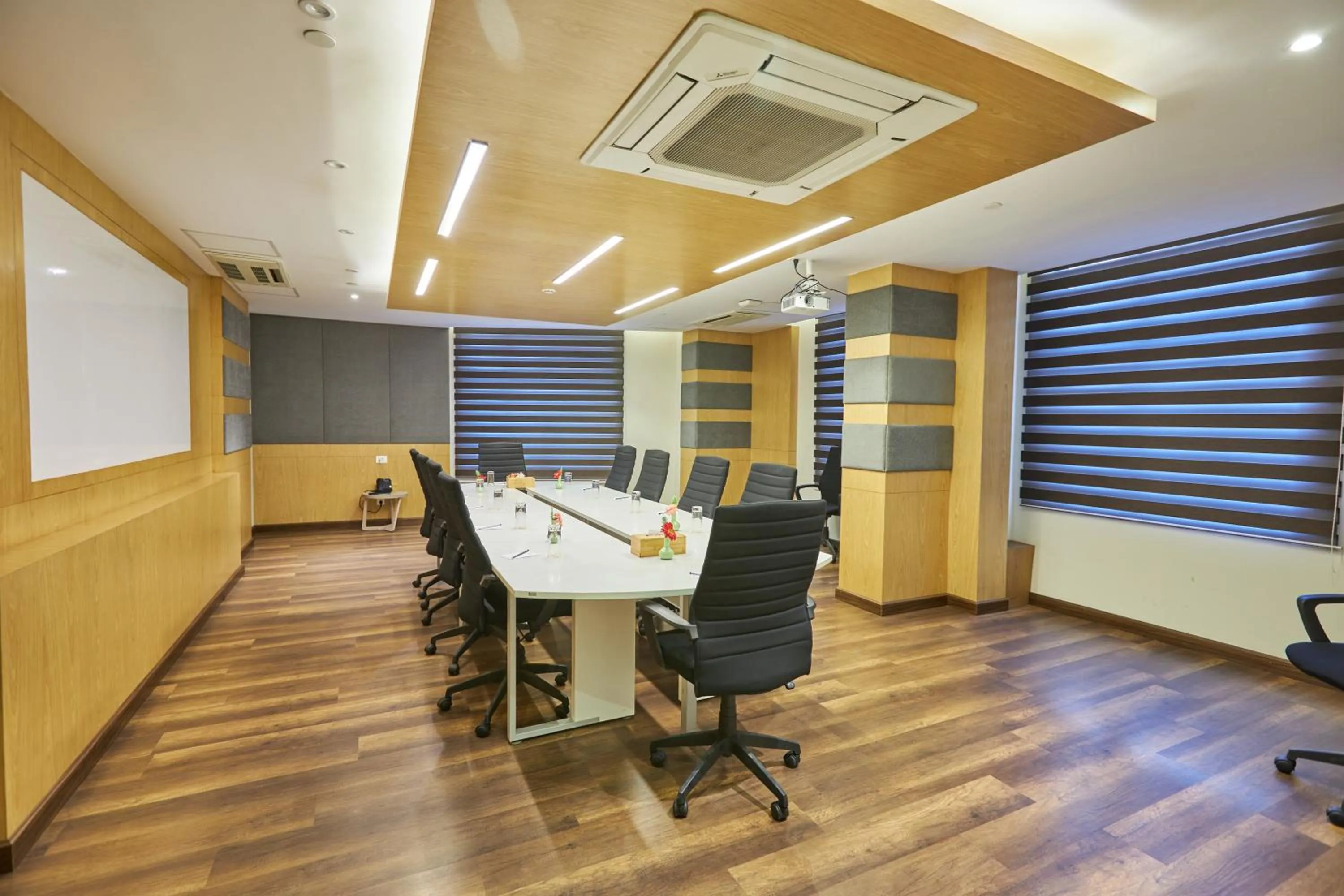 Meeting/conference room in Hotel Crowne Imperial