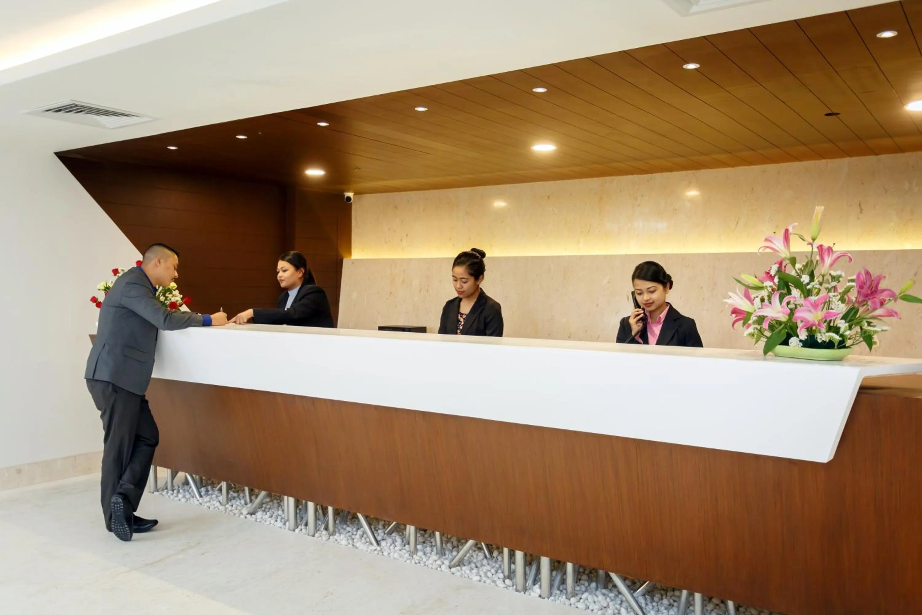 Lobby or reception in Hotel Crowne Imperial